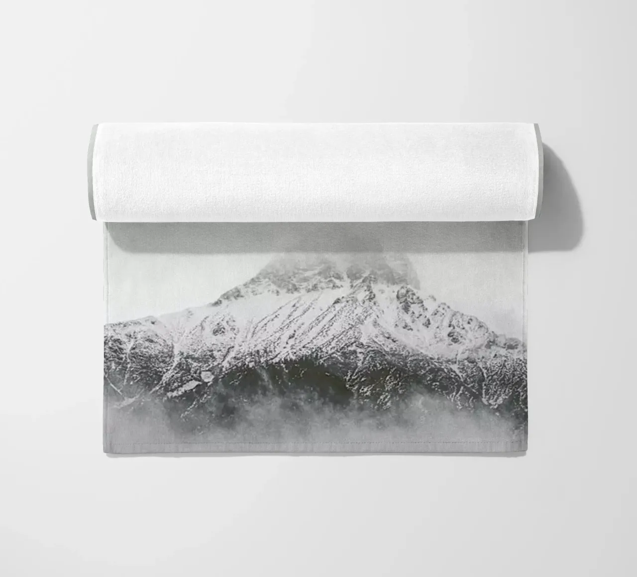 Peak in the Clouds telo mare da Nur Mut