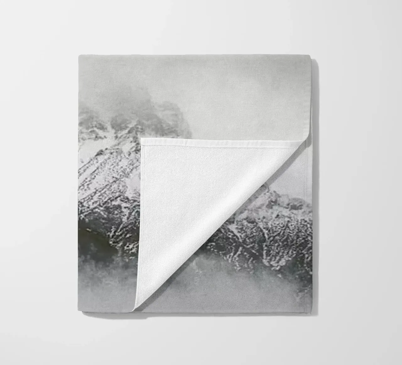 Peak in the Clouds telo mare da Nur Mut