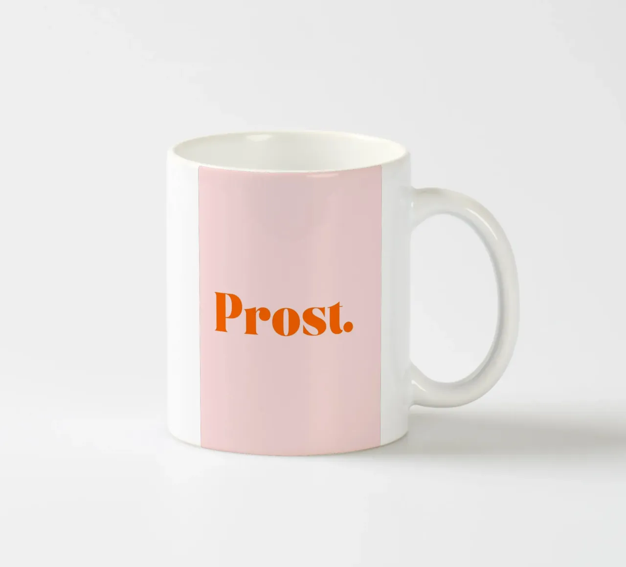 Prost | Minimalistisches Print in Trendfarben tazza in ceramica da PrintCessStudio