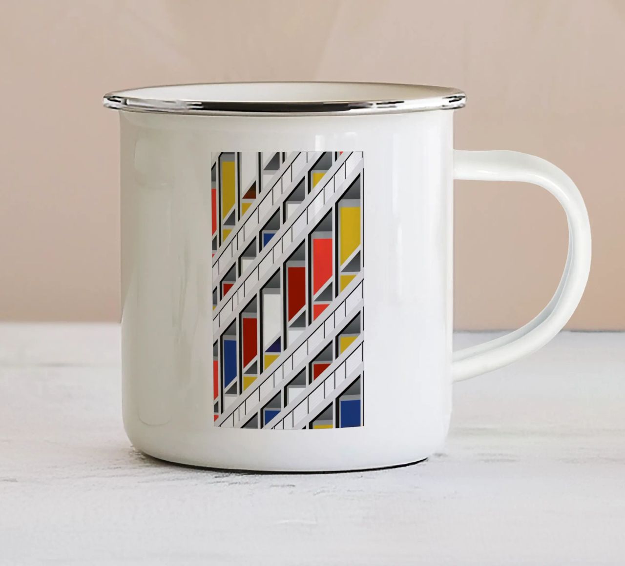 Lecorb tazza in smalto da Sabrina Ziegenhorn