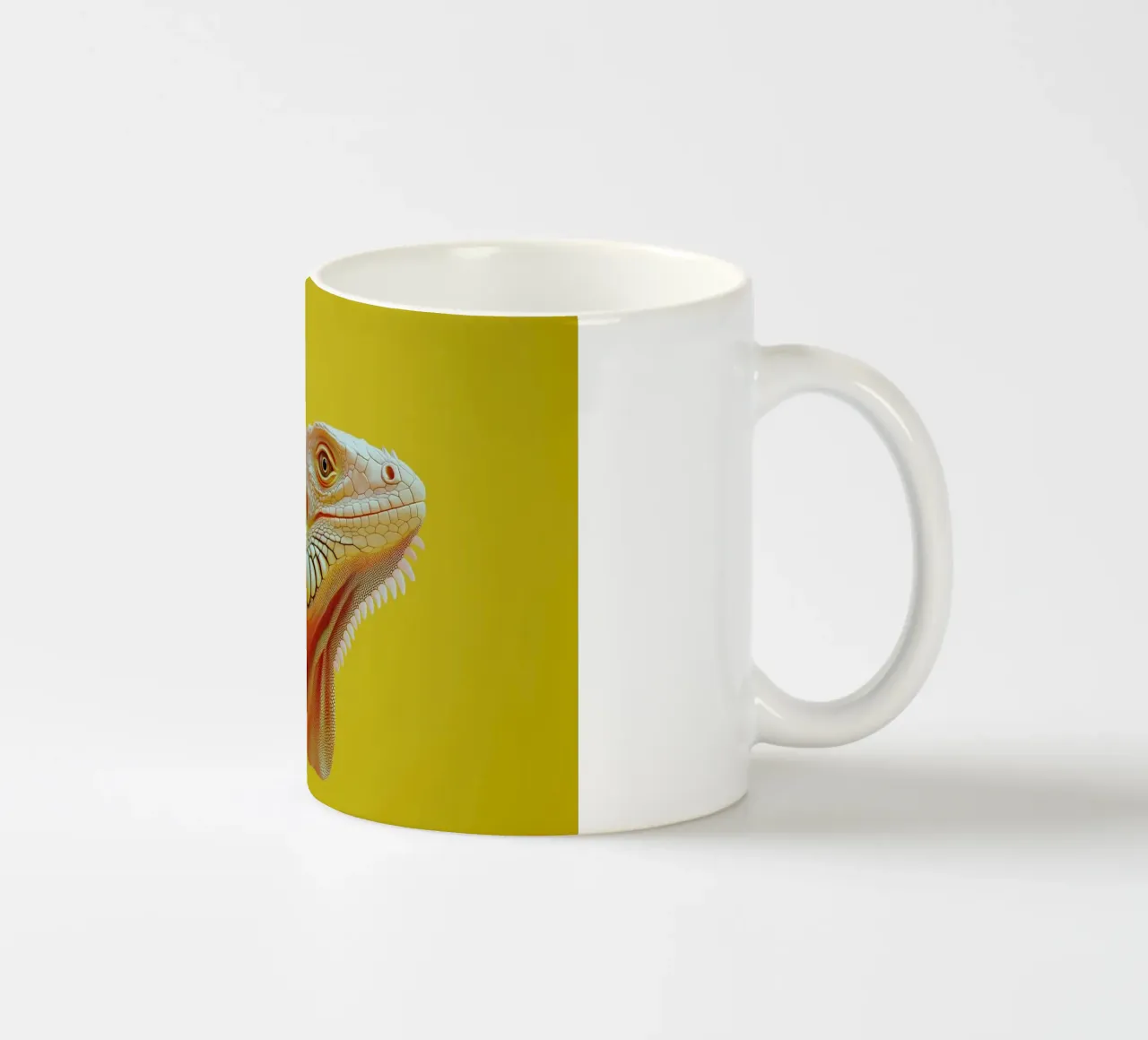 Ritratto di iguana gialla tazza in ceramica da Carinaprint
