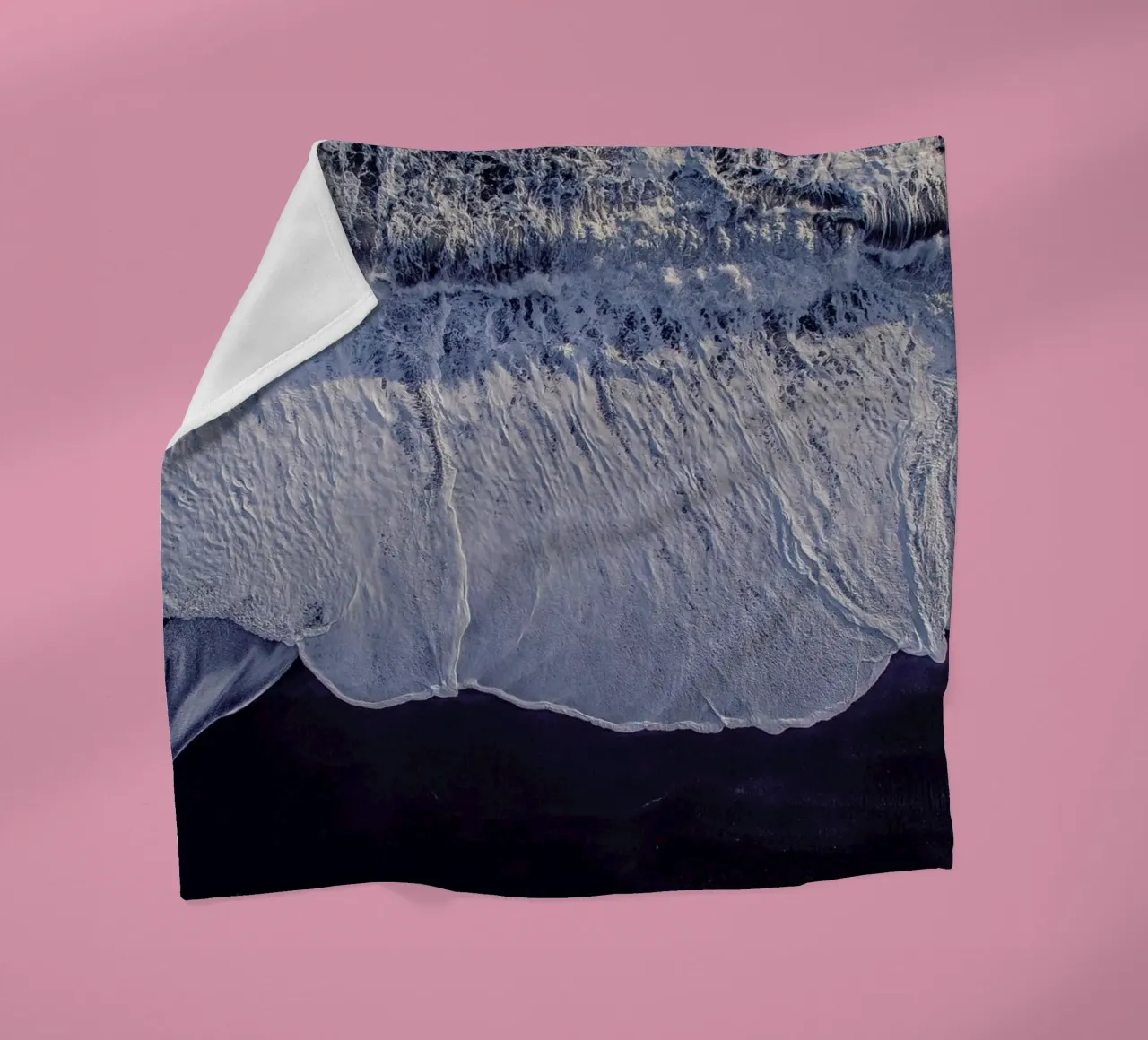 Ocean Waves 2 coperta in pile da Airpixels