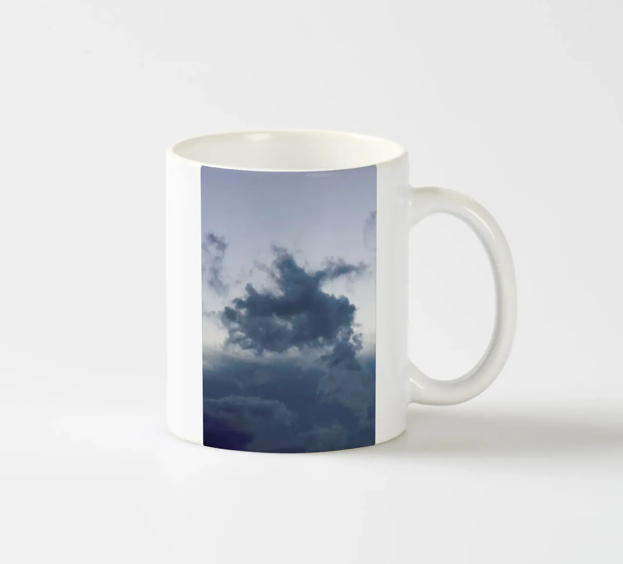 Above 2/2 tazza in ceramica da Studio Nahili
