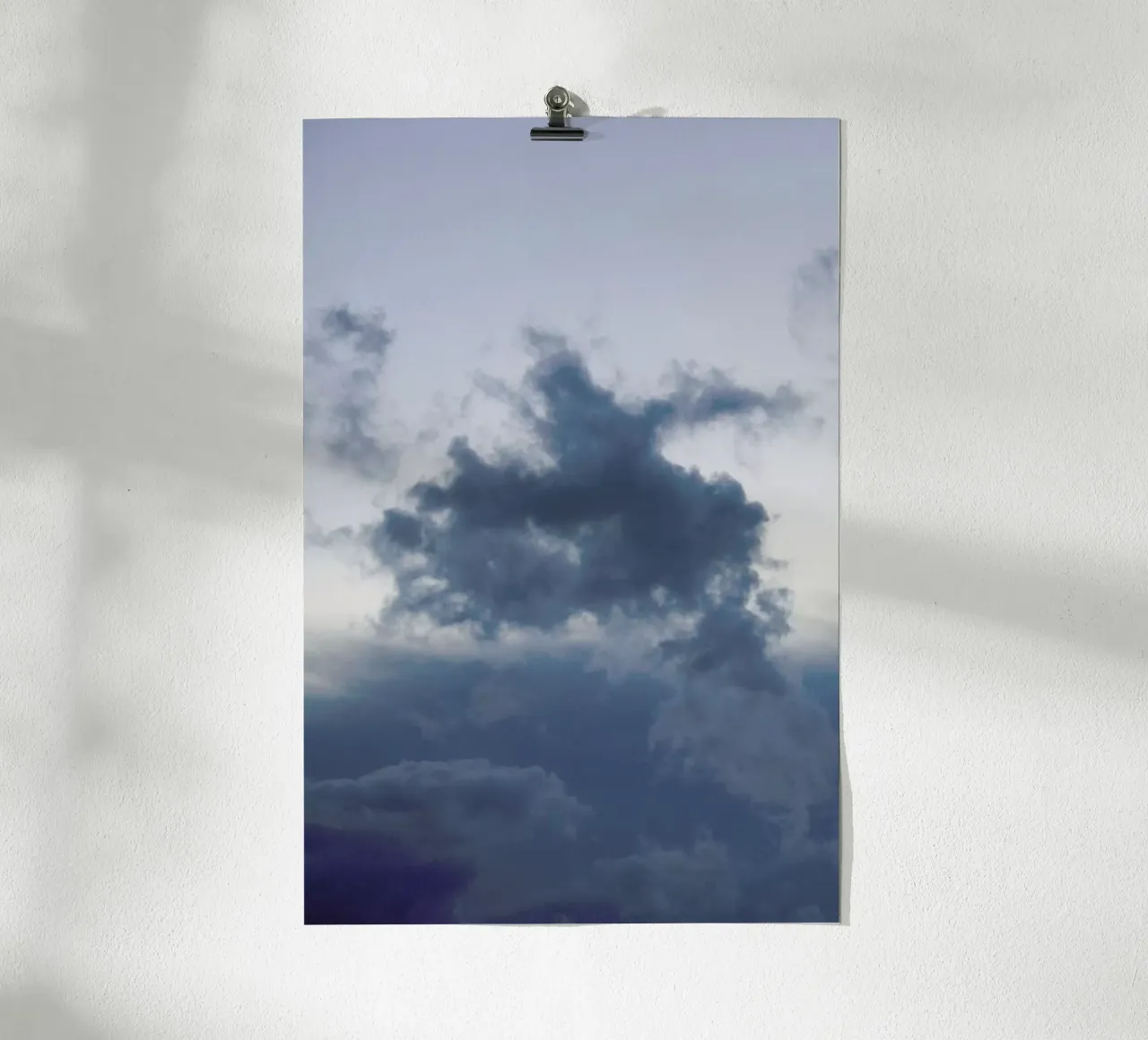 Above 2/2 poster con telaio in alluminio da Studio Nahili