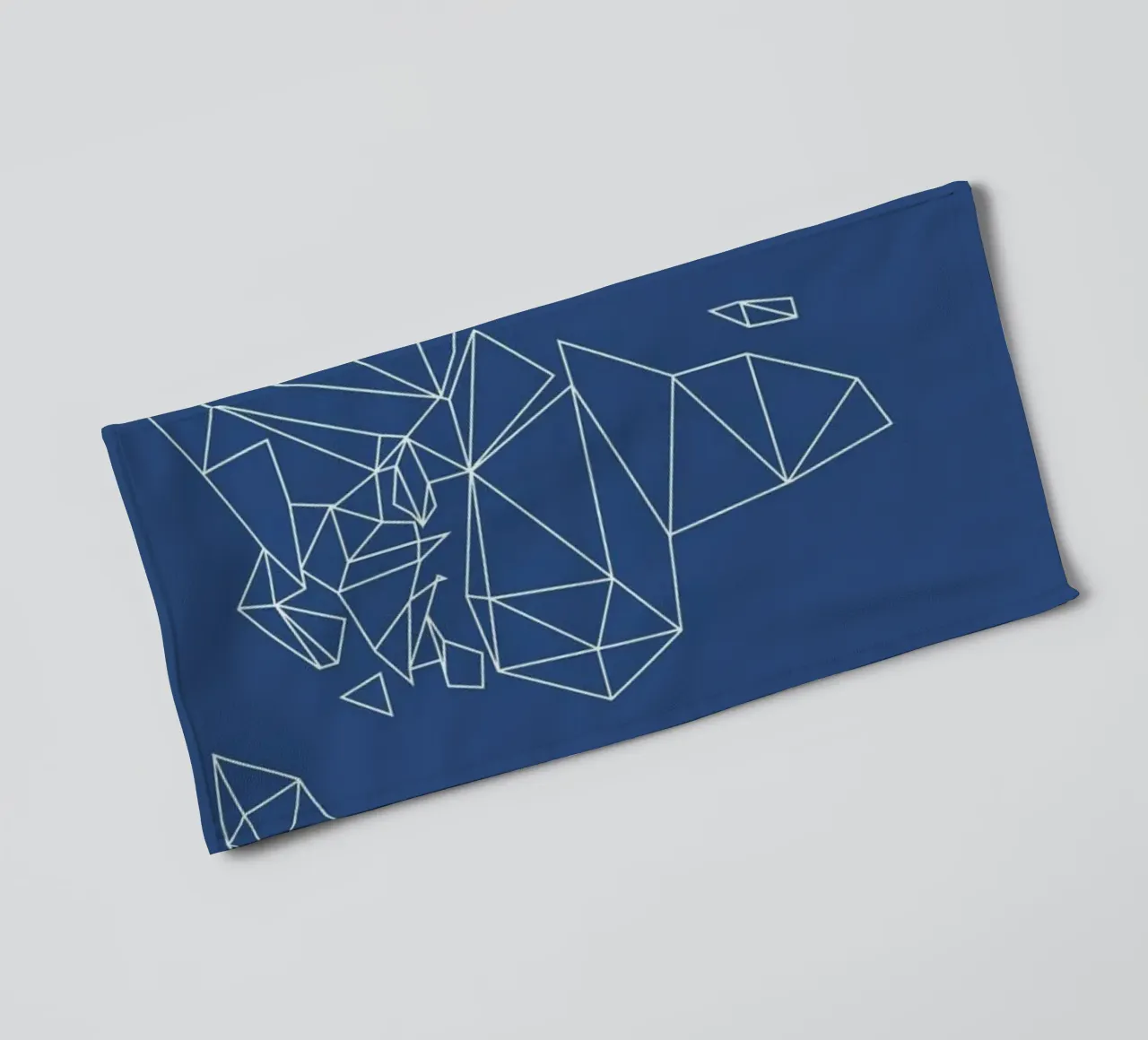 Geometrical World Indigo asciugamano da bagno da Studio Nahili