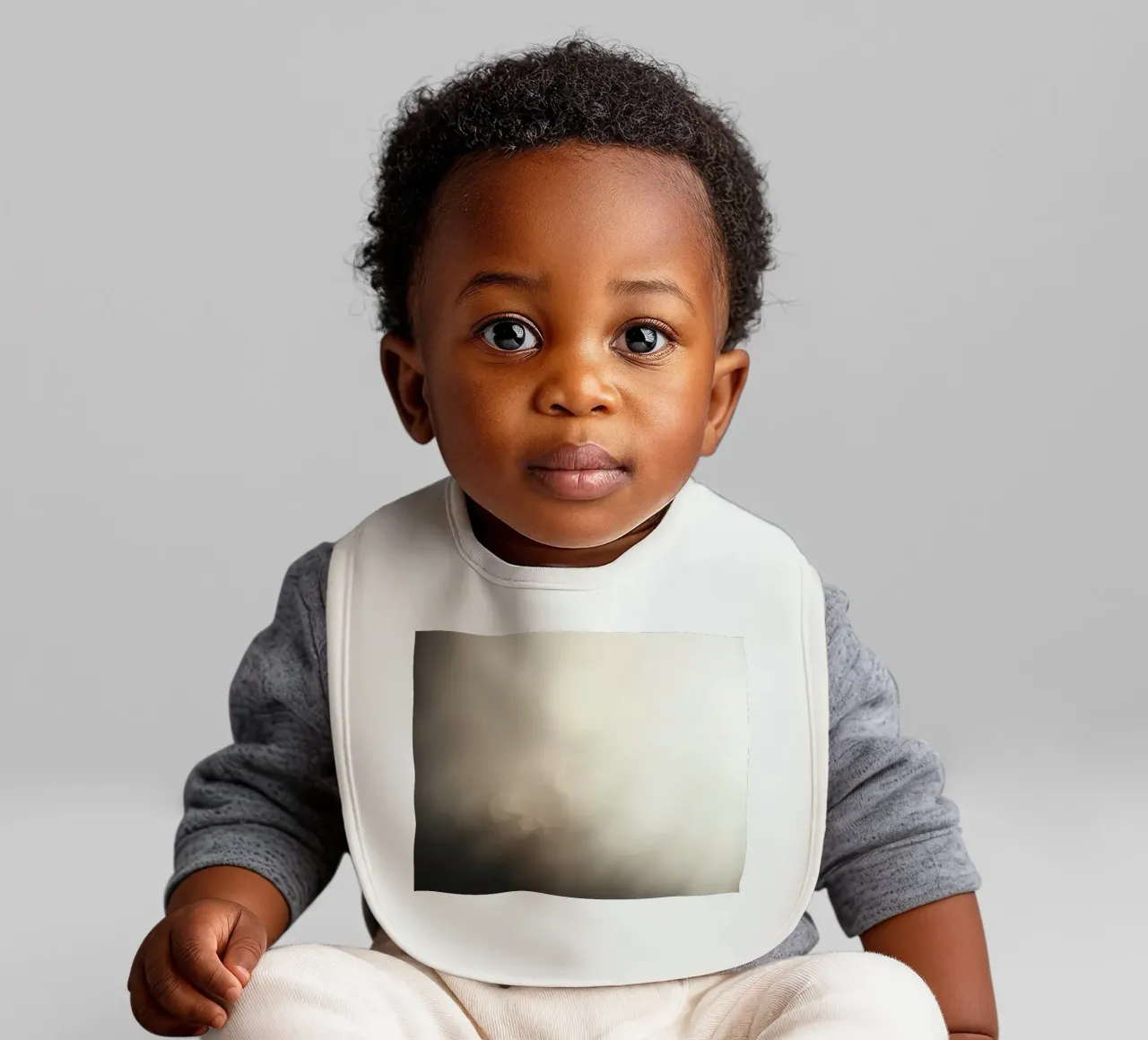 Un éclairage doux crée une atmosphère éthérée bavoir de DesignDoodle