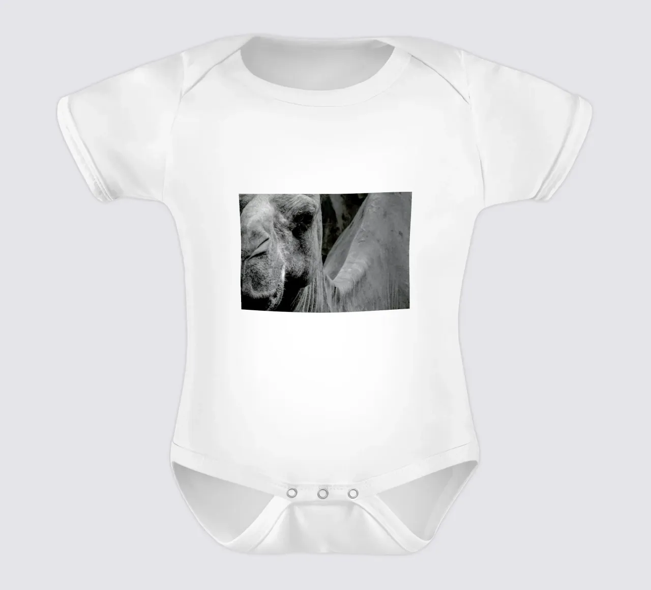Camel body neonato maniche corte da Victoria Frost