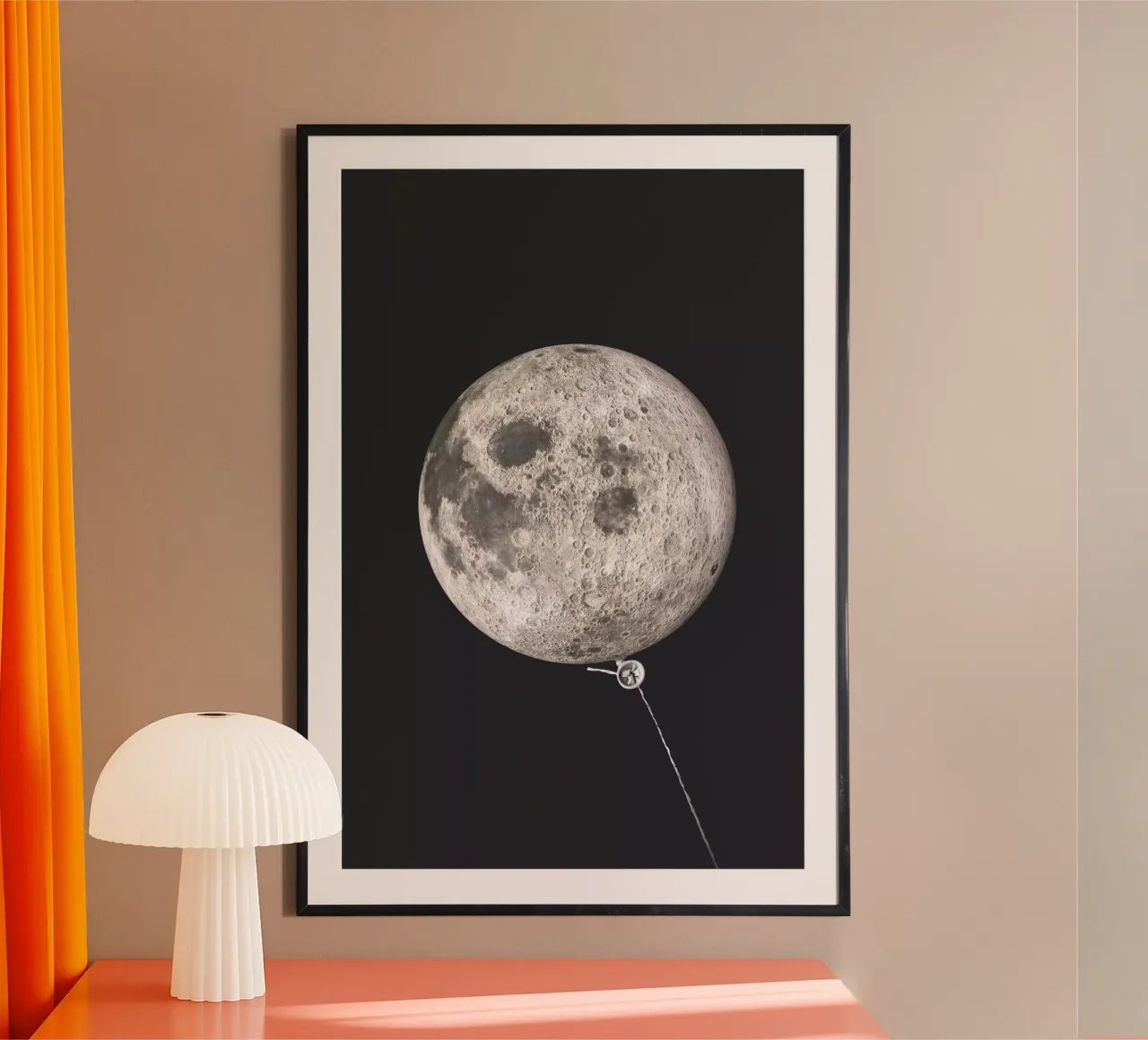 Palloncino lunare poster con telaio in alluminio da Jonas Loose