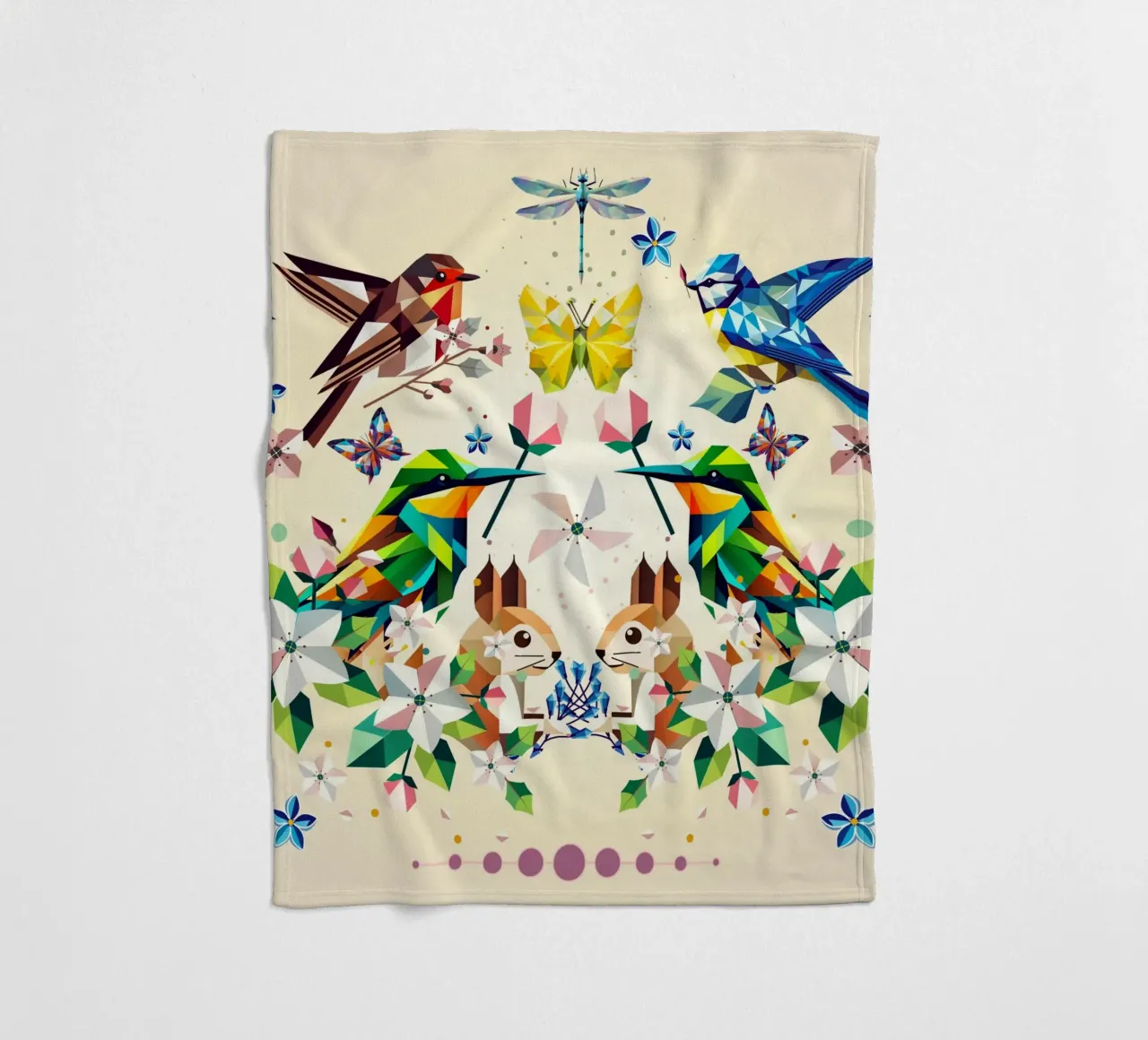 Magia di primavera - Composizione geometrica di animali e fiori coperta in pile da namosh