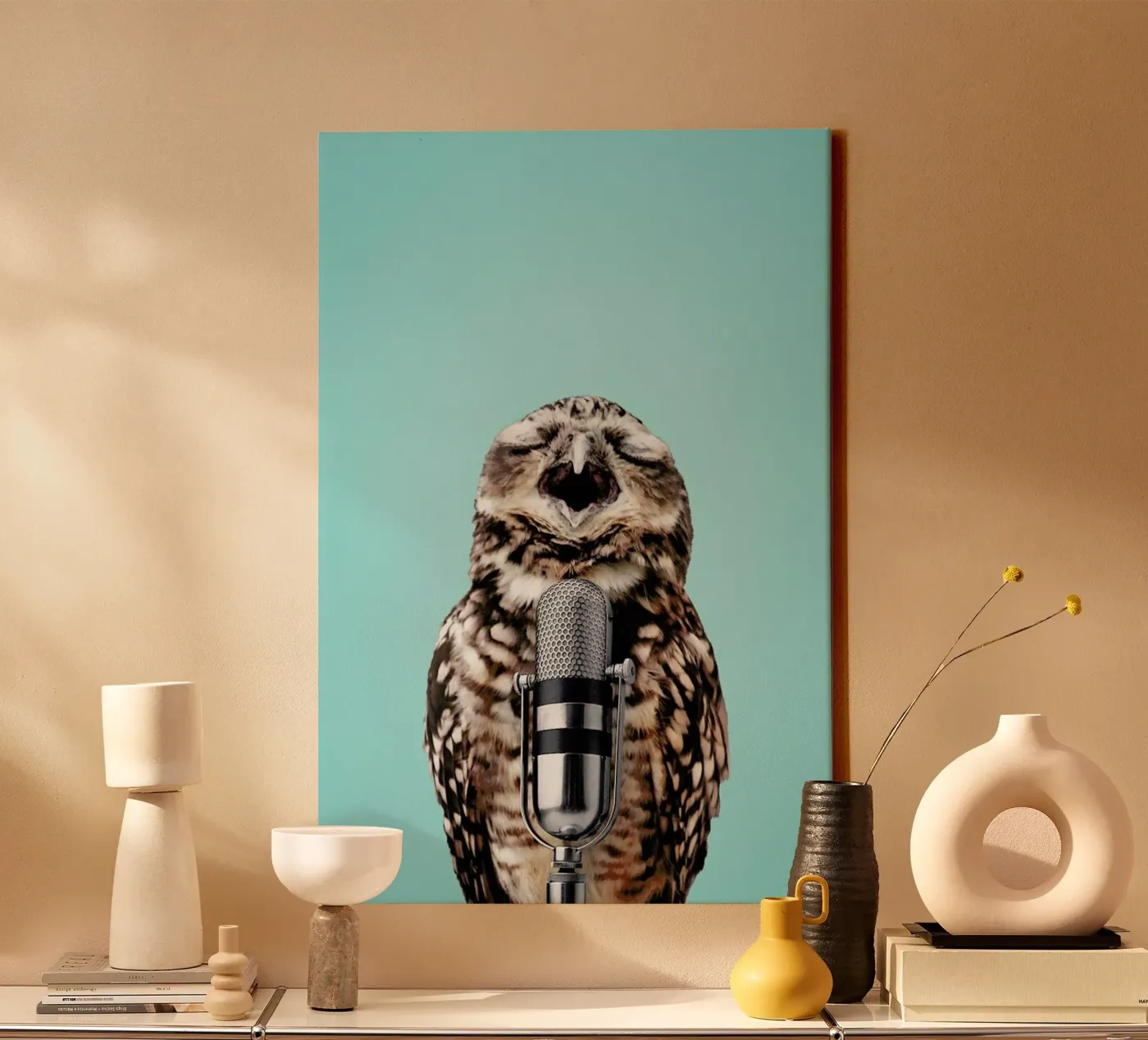 Owl Mic canvas by Jonas Loose