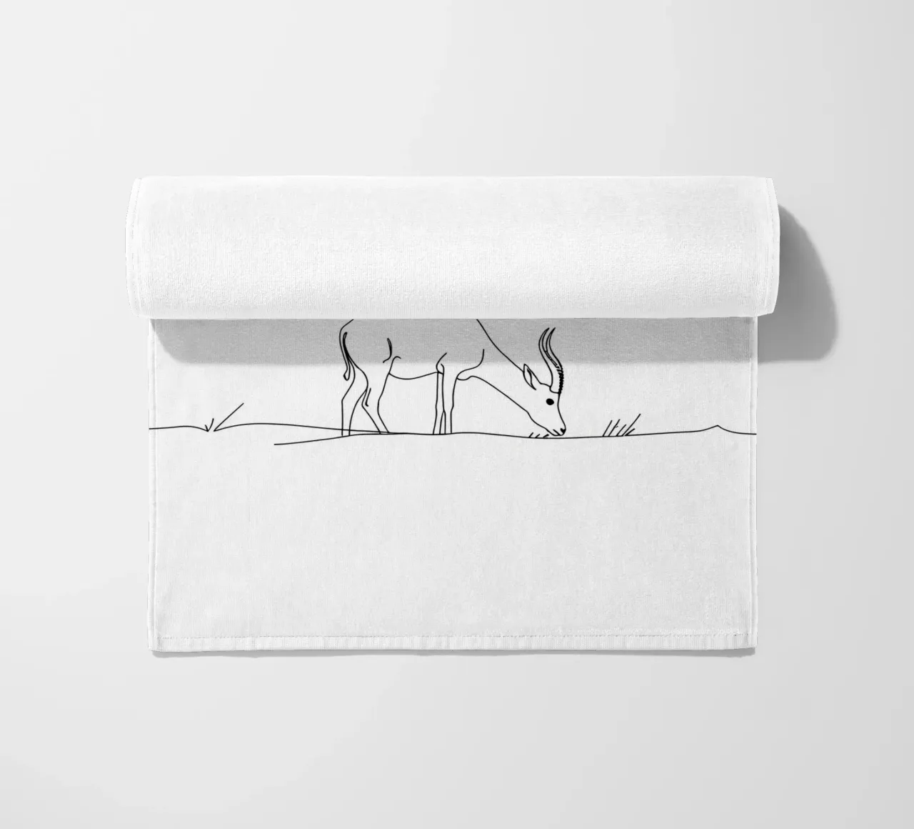 Antilope en train de brouter Dessin au trait minimaliste serviette de plage de Viv Line Art