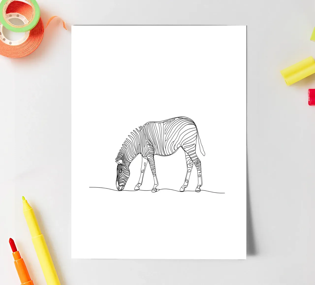 Zebra grasen Minimalist Line Art Zeichnung Stickerbogen von Viv Line Art