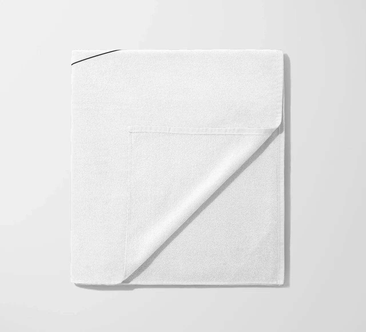Gecko Minimalist Line Art Drawing beach towel by Viv Line Art