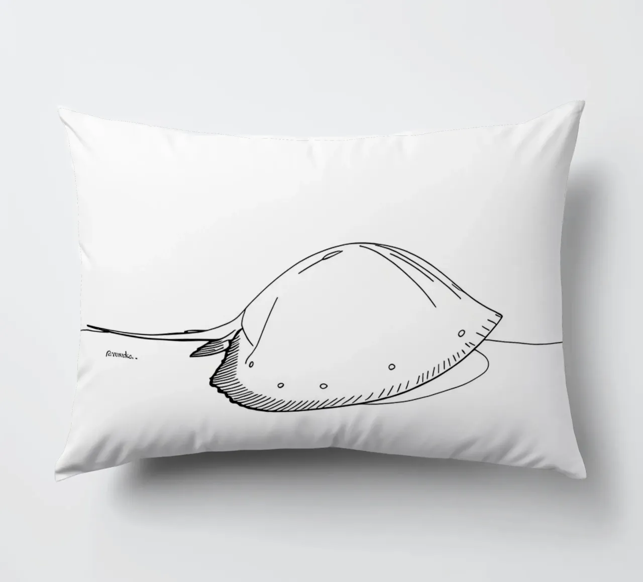 Arte lineare minimalista di una creatura marina cuscino da Viv Line Art