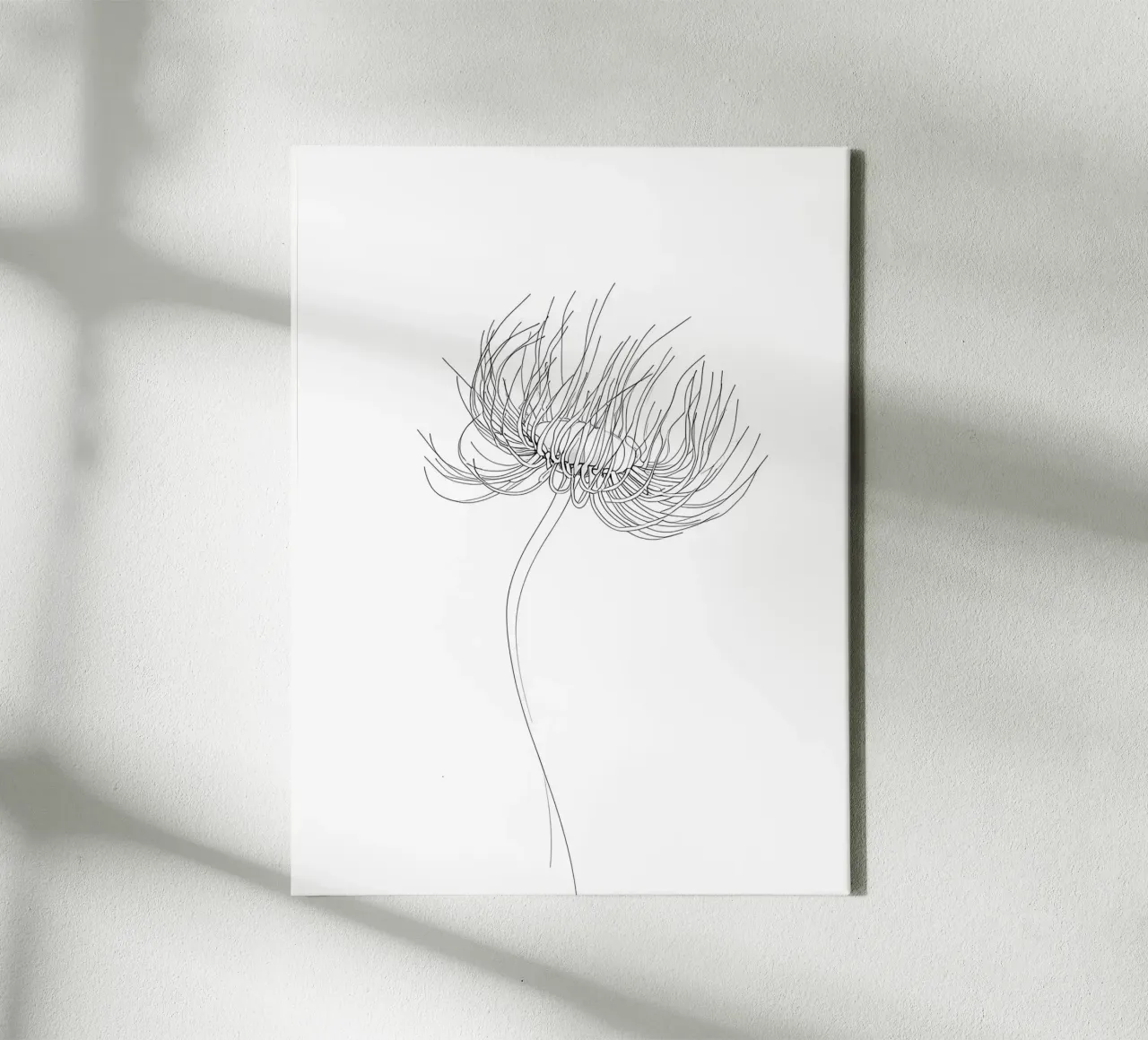 Lone Flower Minimalist Line Art Leinwand mit Schattenfugenrahmen von Viv Line Art