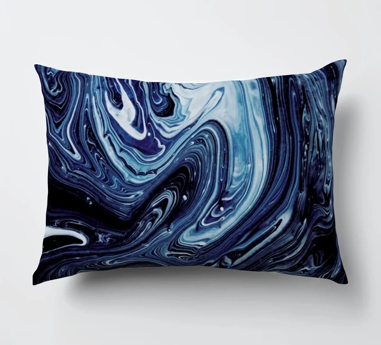 Gravity 3 Kissen von Galaxy Eyes