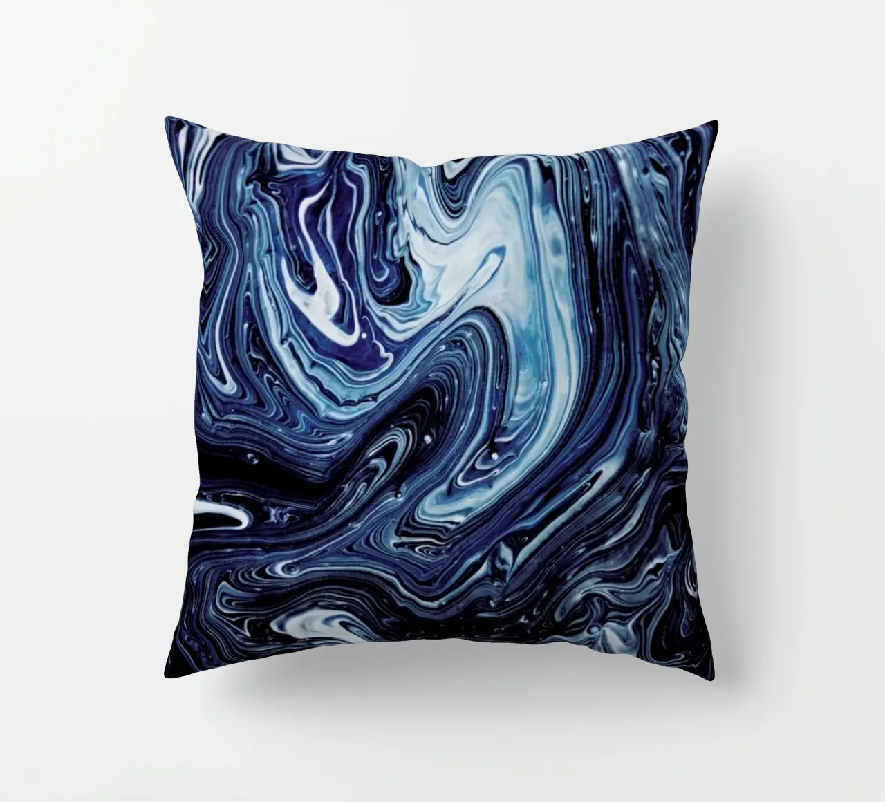 Gravity 3 Kissen von Galaxy Eyes