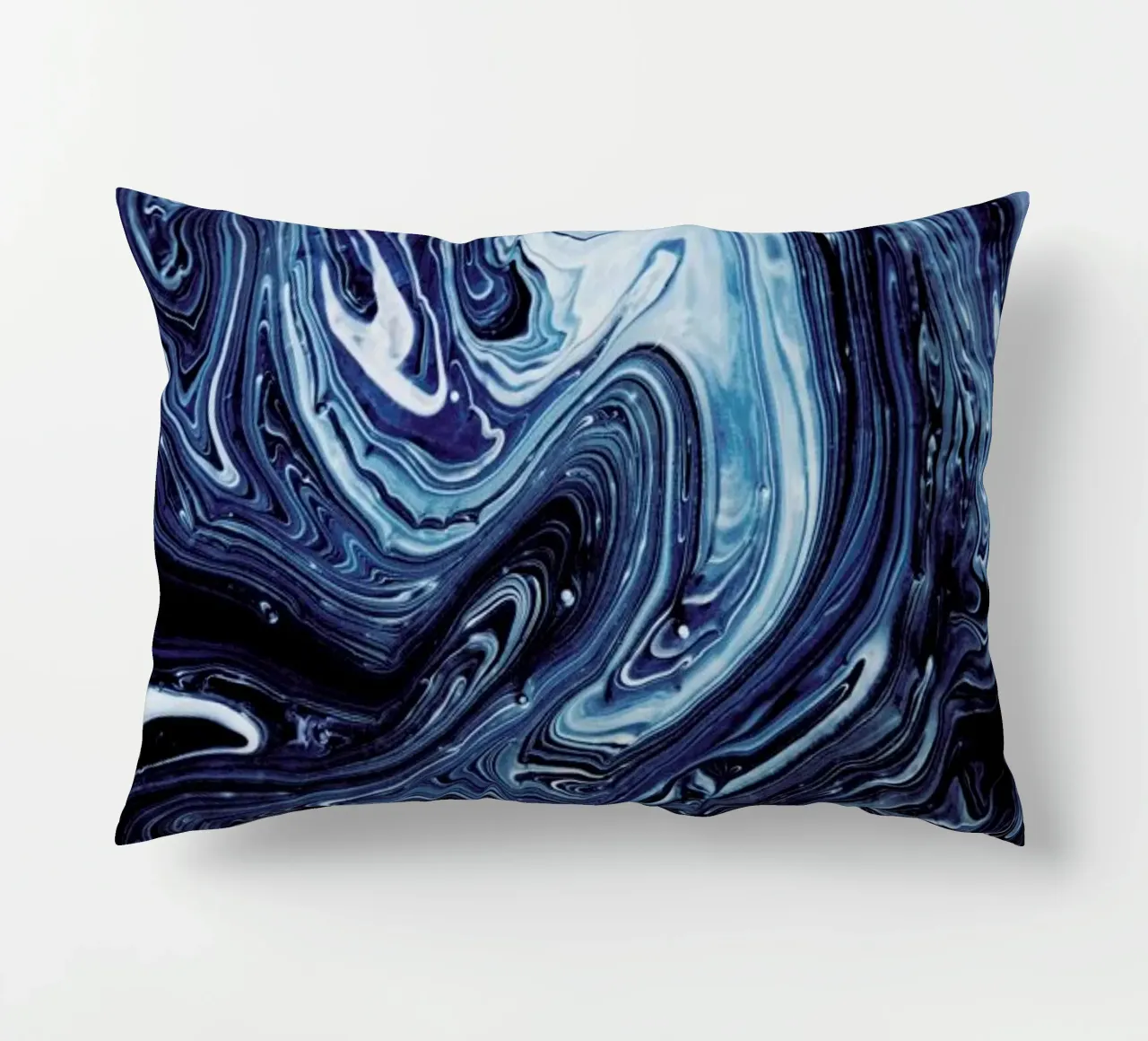 Gravity 3 Kissen von Galaxy Eyes