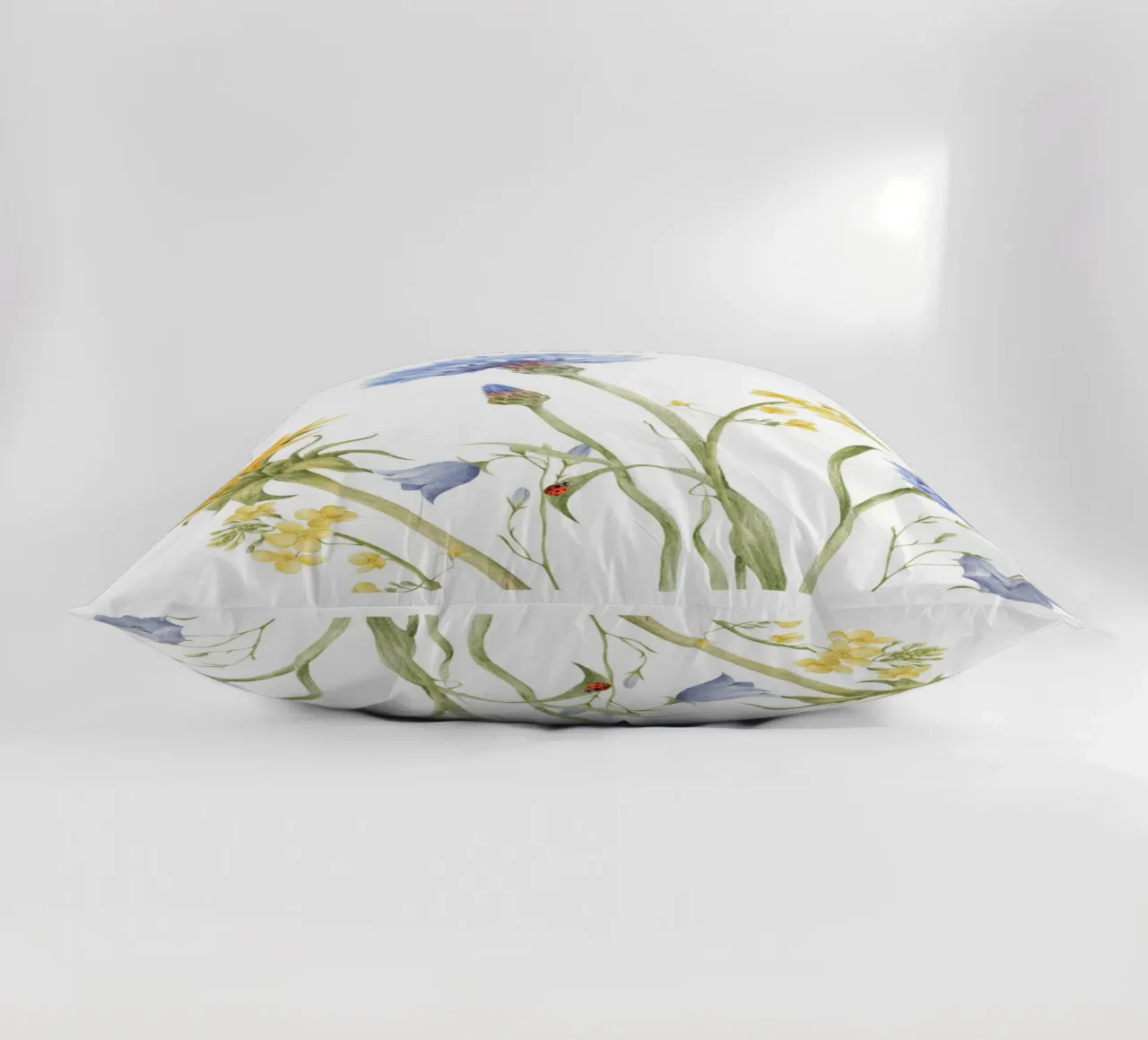 Spring-Outside cuscino da AESTHETIC VIBES by Isabel