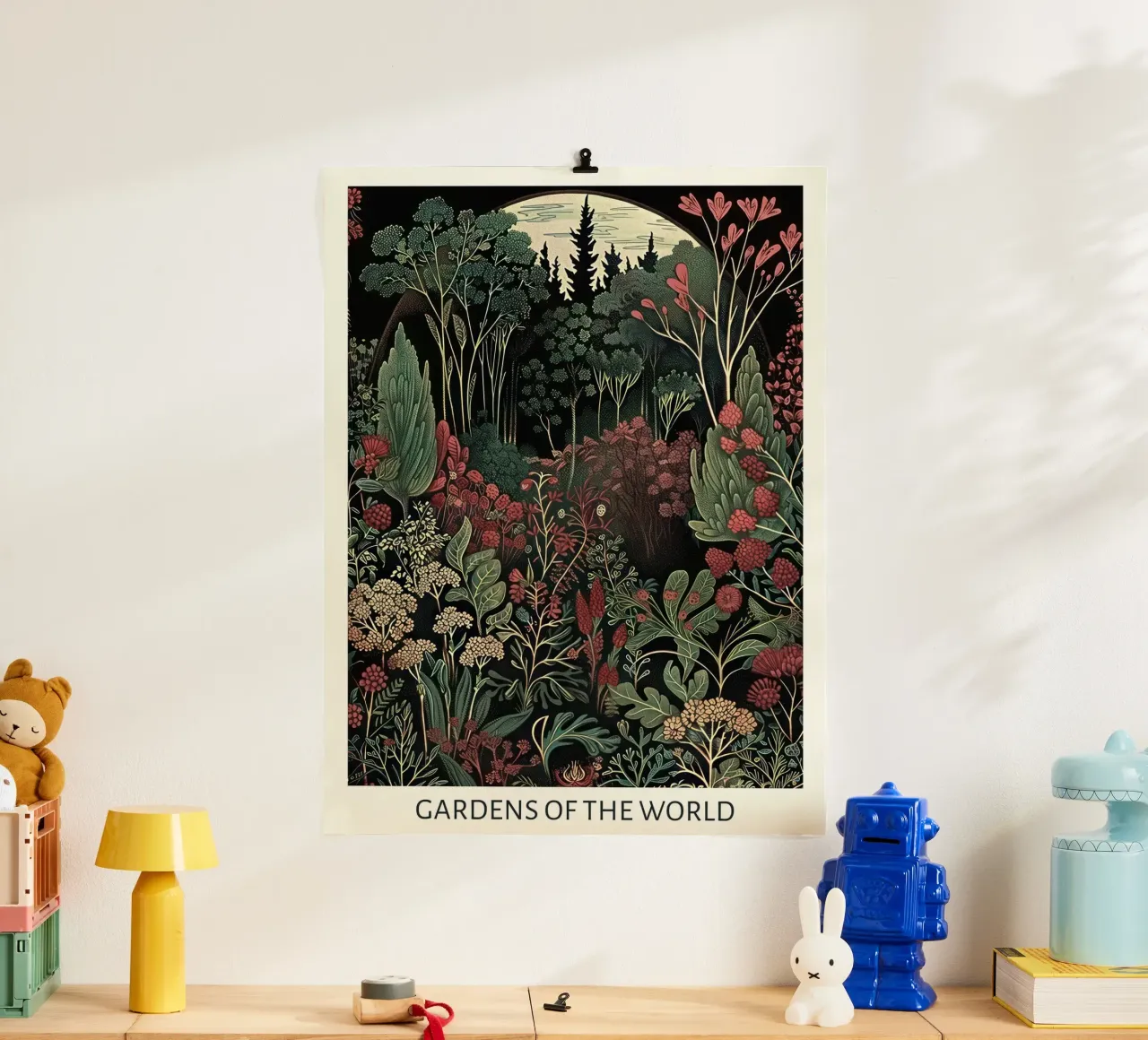 Giardini del mondo, Vintage Art Nouveau, Rosso botanico poster con telaio in legno da Peaches Art Prints