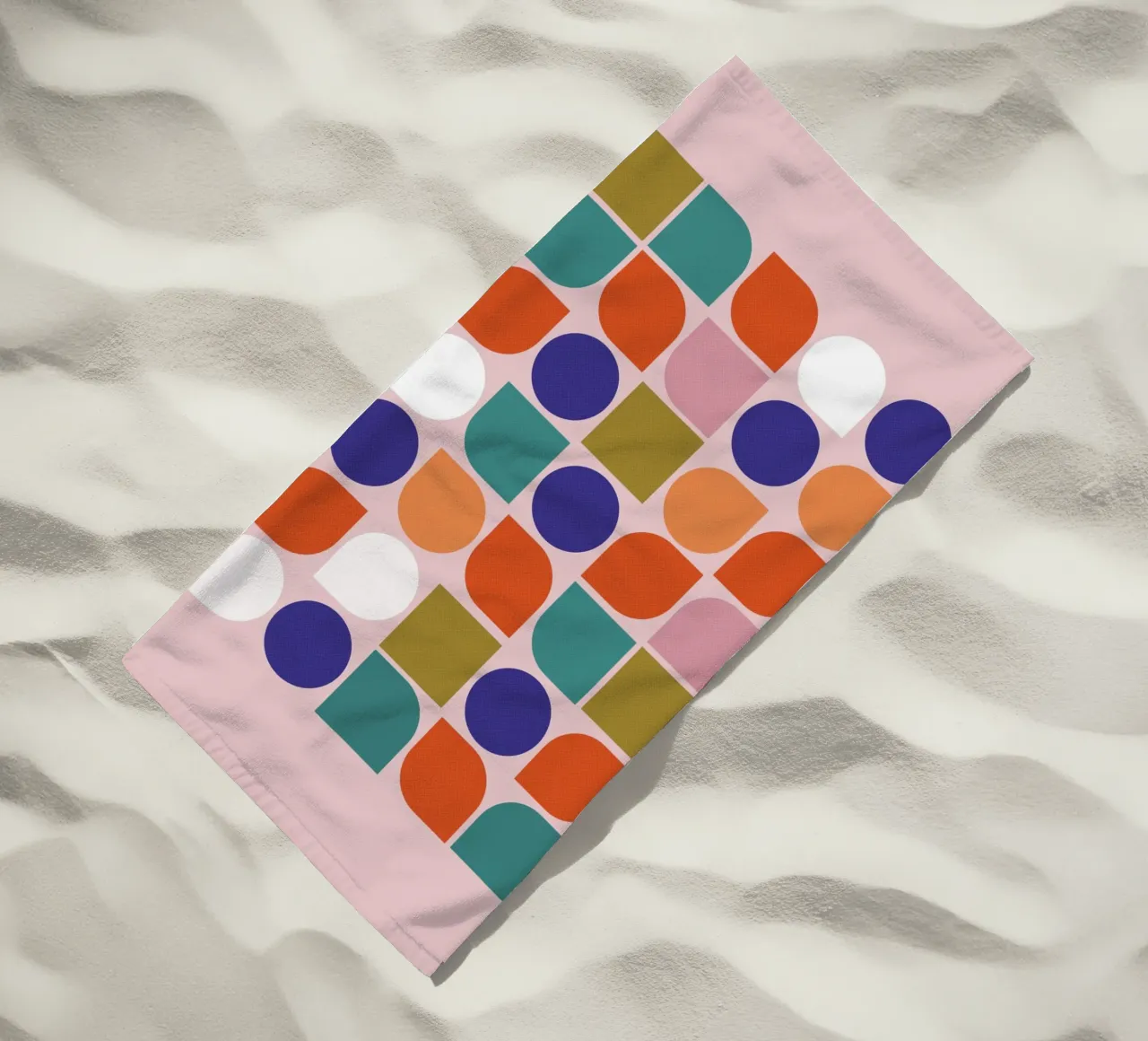 Retro Geometric Shapes Colorful Abstract Art Print telo mare da showmemars