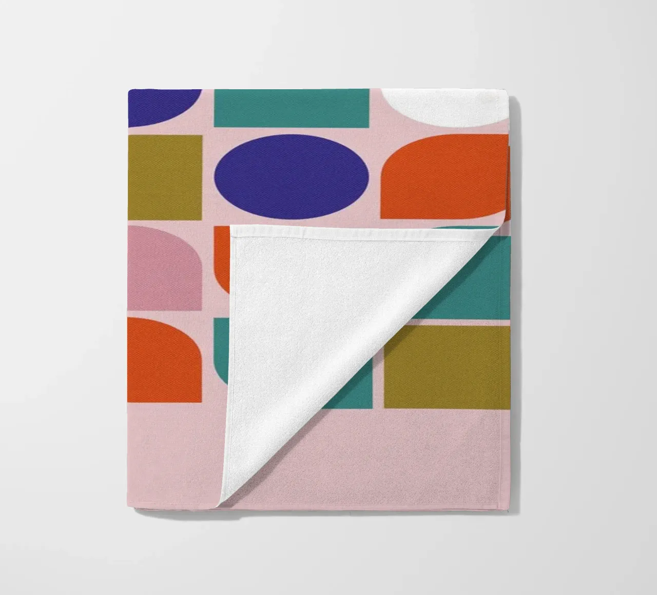 Retro Geometric Shapes Colorful Abstract Art Print toalla de playa de showmemars