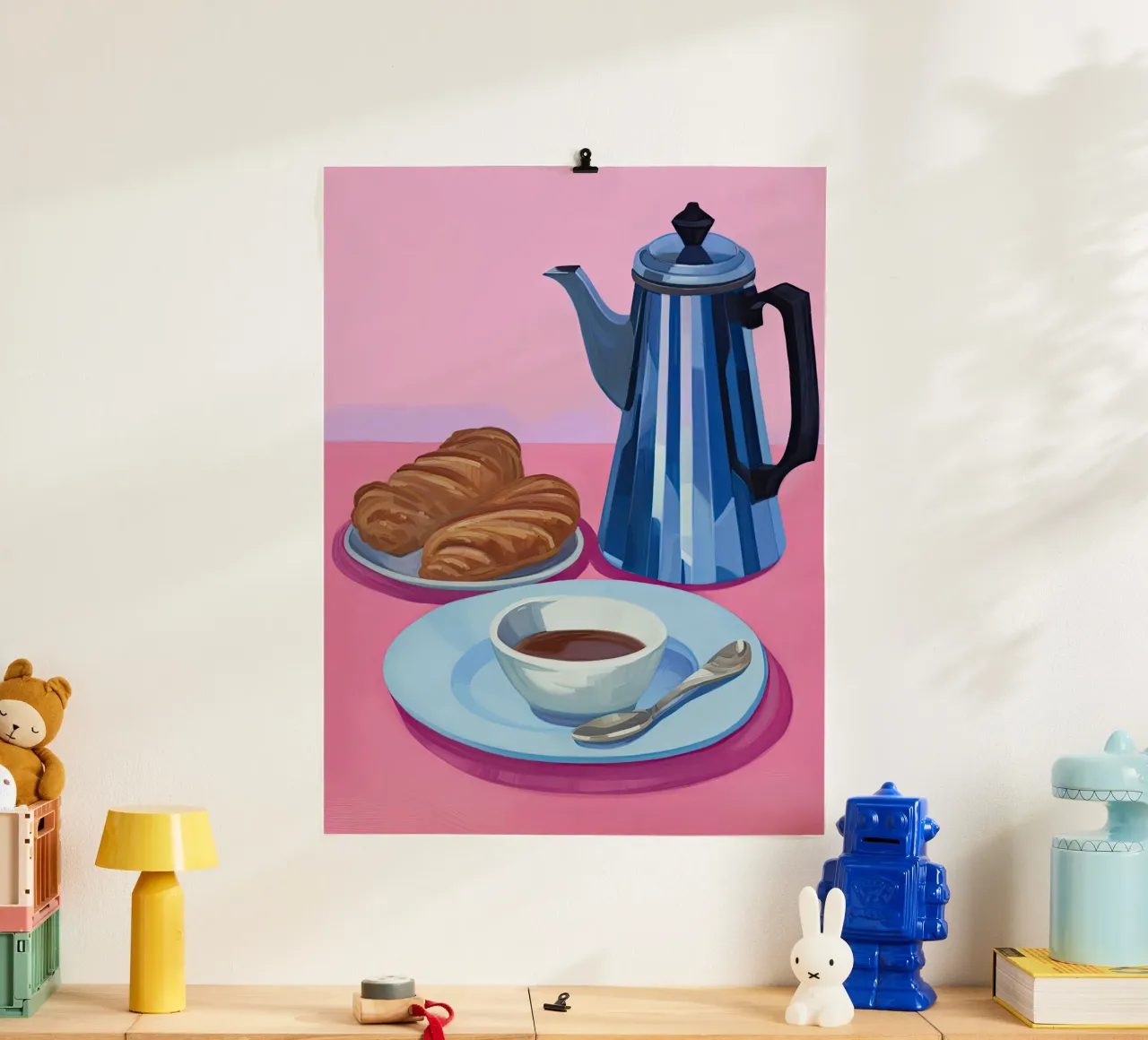 Moka Pot Coffe and Croissants Painting poster con telaio in alluminio da Peaches Art Prints