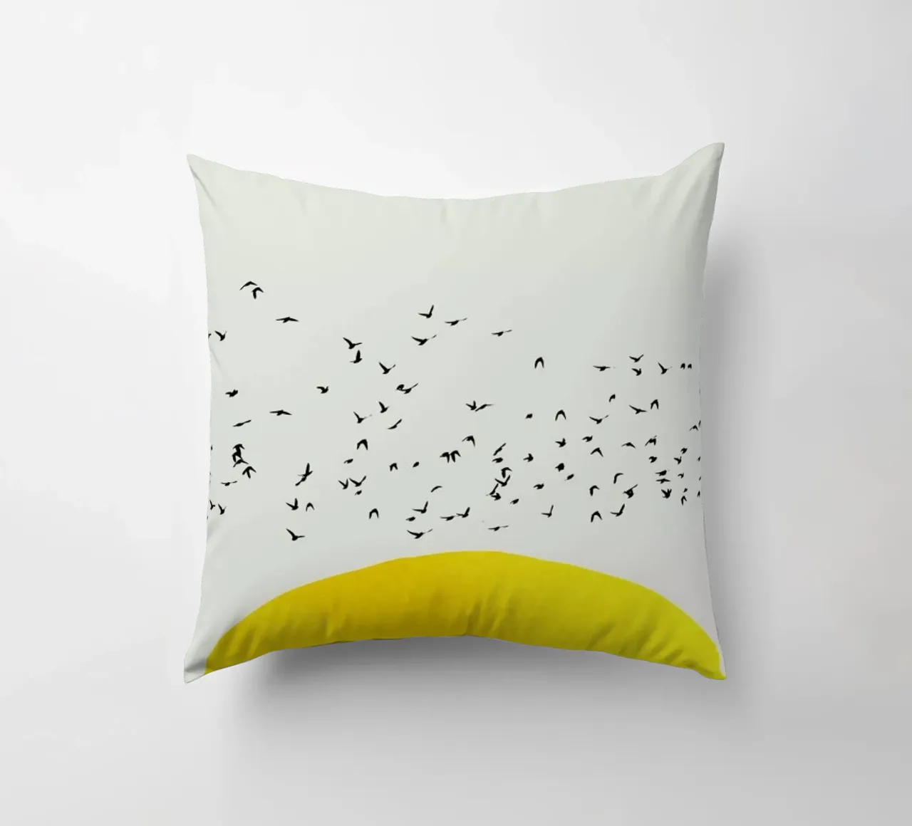 A Thousand Birds Kissen von Kubistika