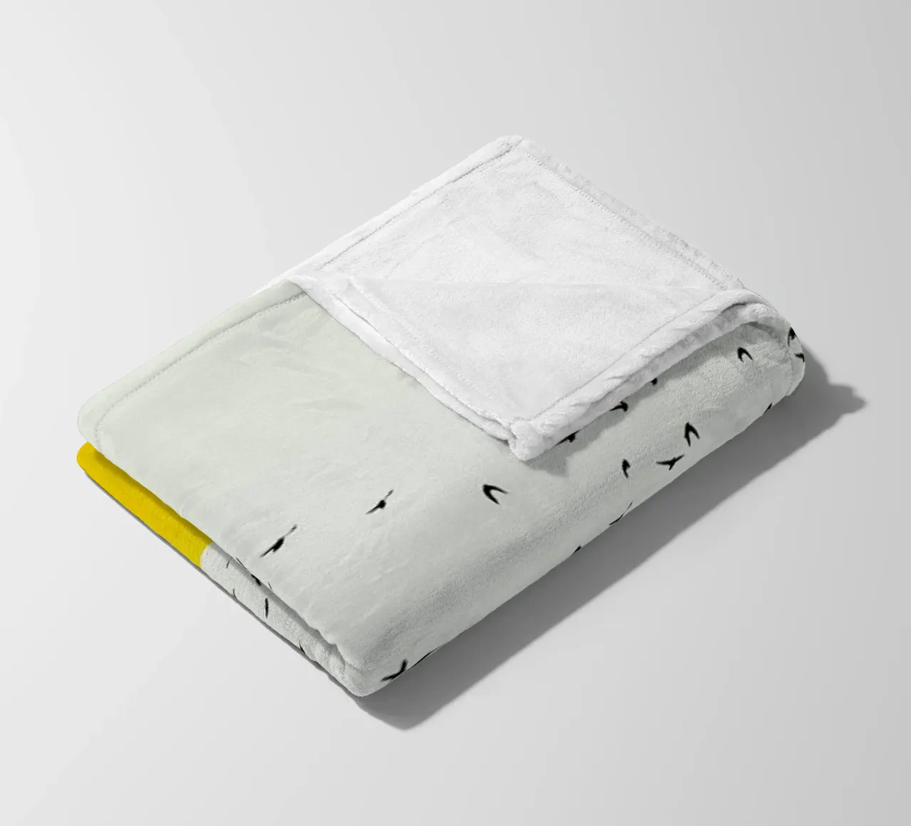 A Thousand Birds fleece blanket by Kubistika