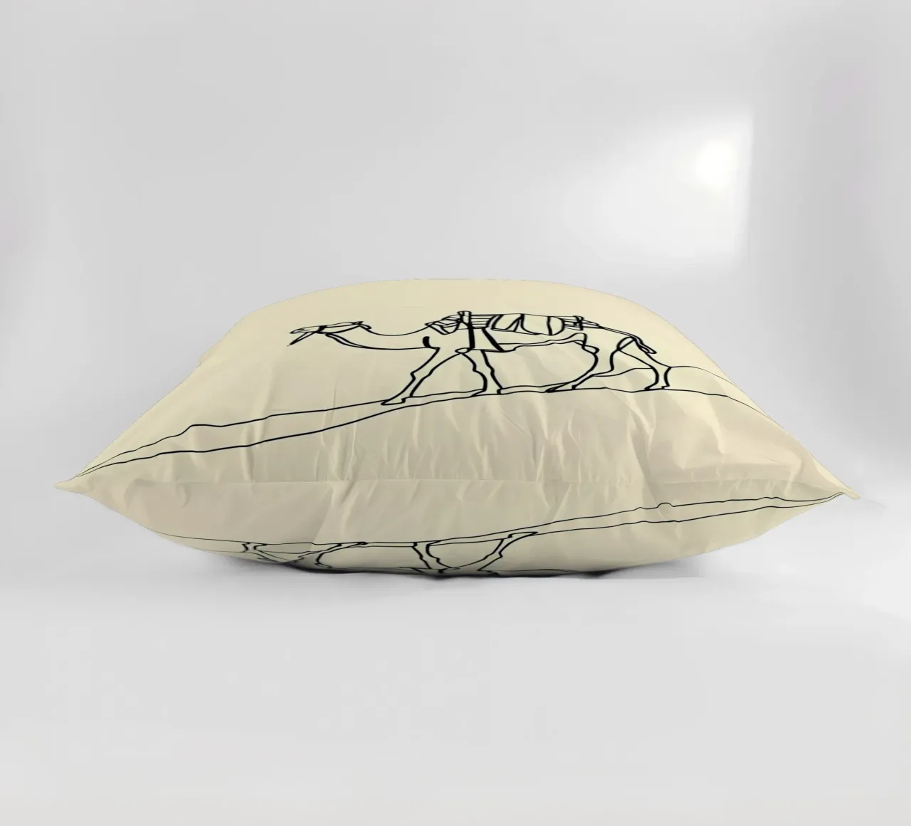 Camel in Desert Minimalist Line Art coussin de Viv Line Art