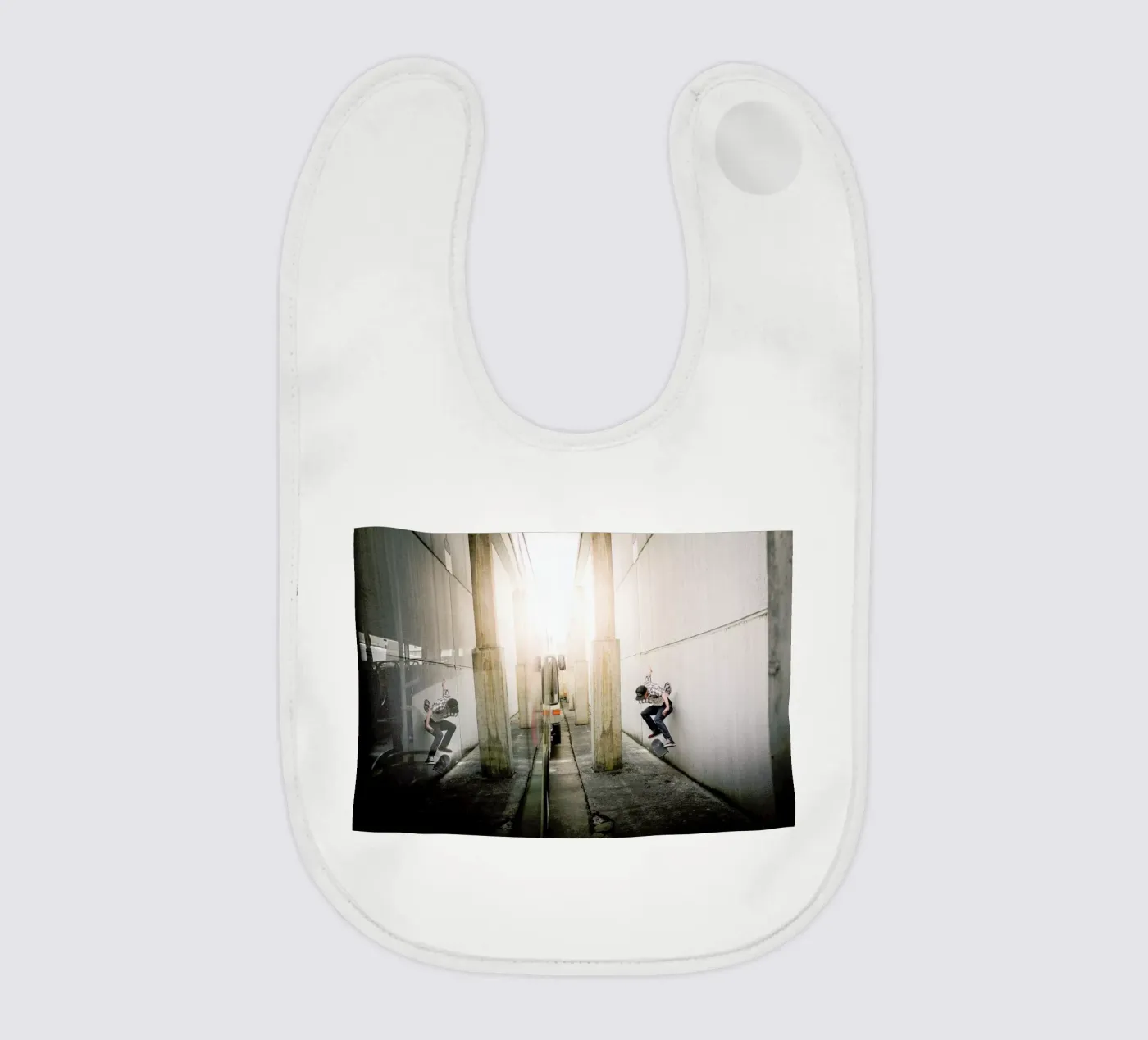 Off the Streets Babylätzchen von Philipp Reinhard