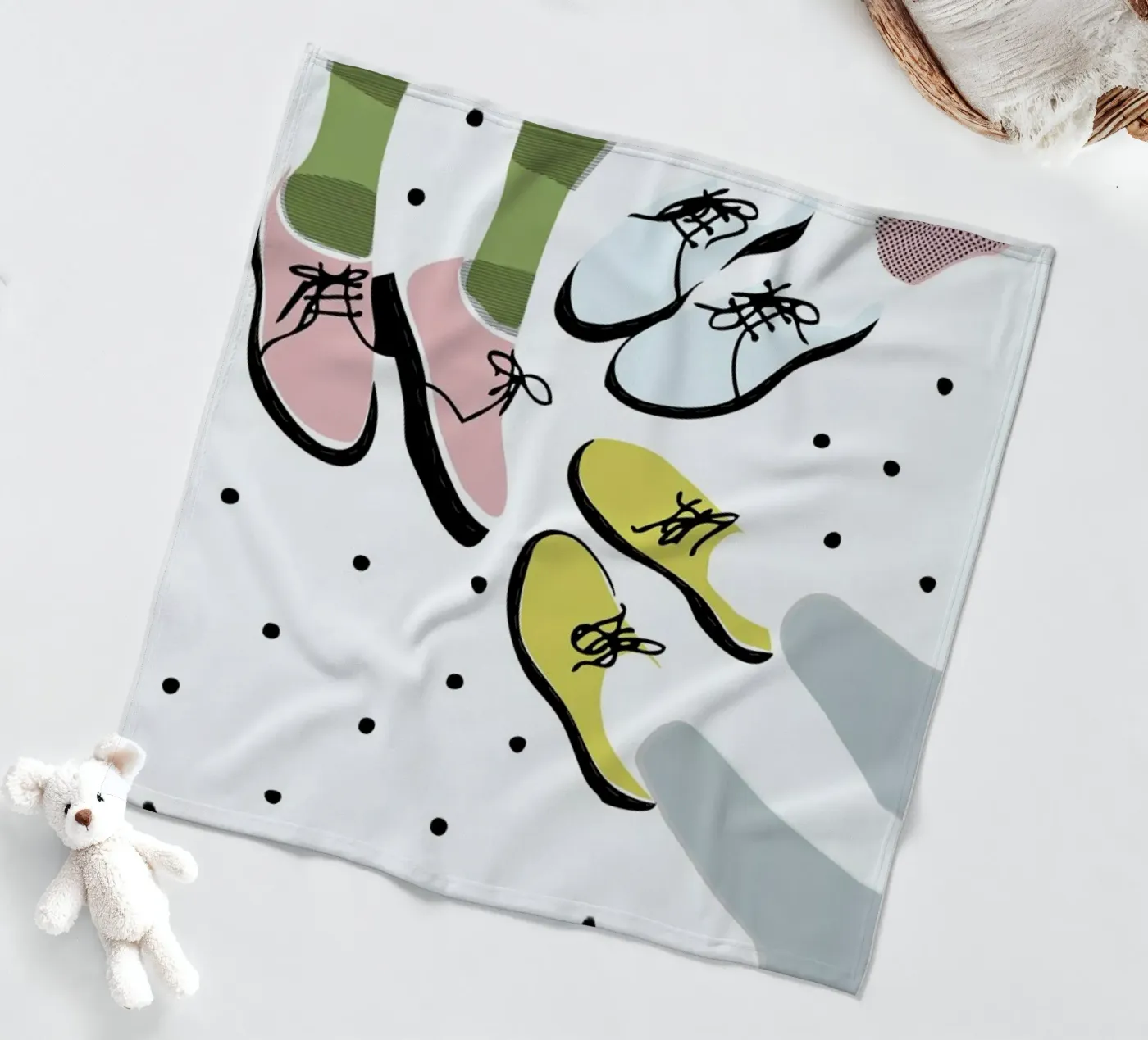 Three Pairs fleecedeken van Linda Gobeta