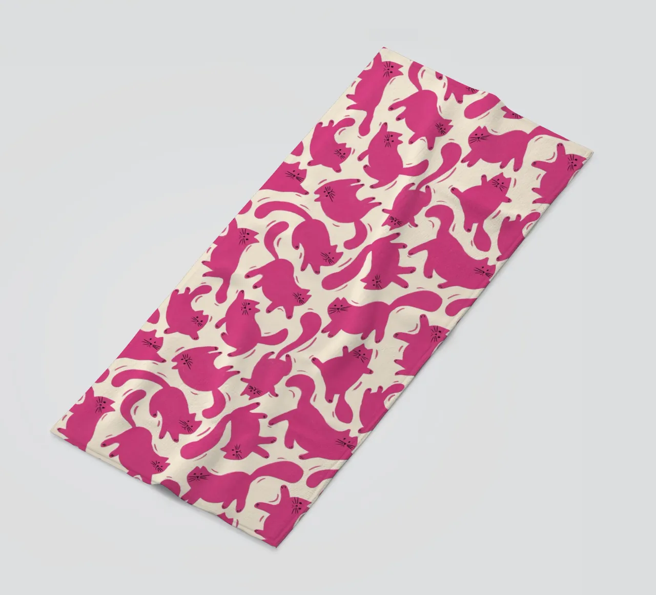Hot Pink Cats Playful Fun Pattern for Cat Lovers telo mare da showmemars