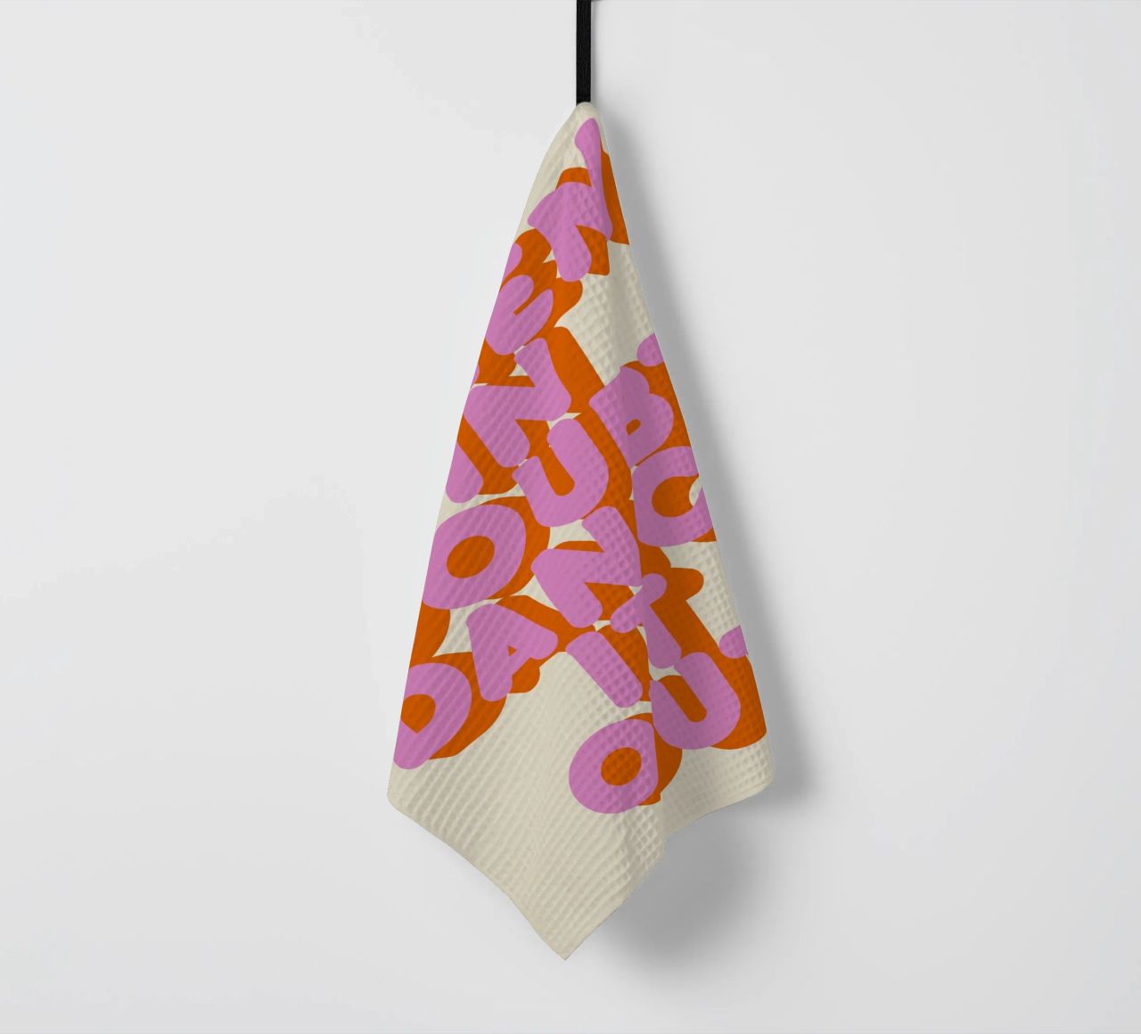 When in Doubt Dance It Out Fun Retro Typography torchon de showmemars