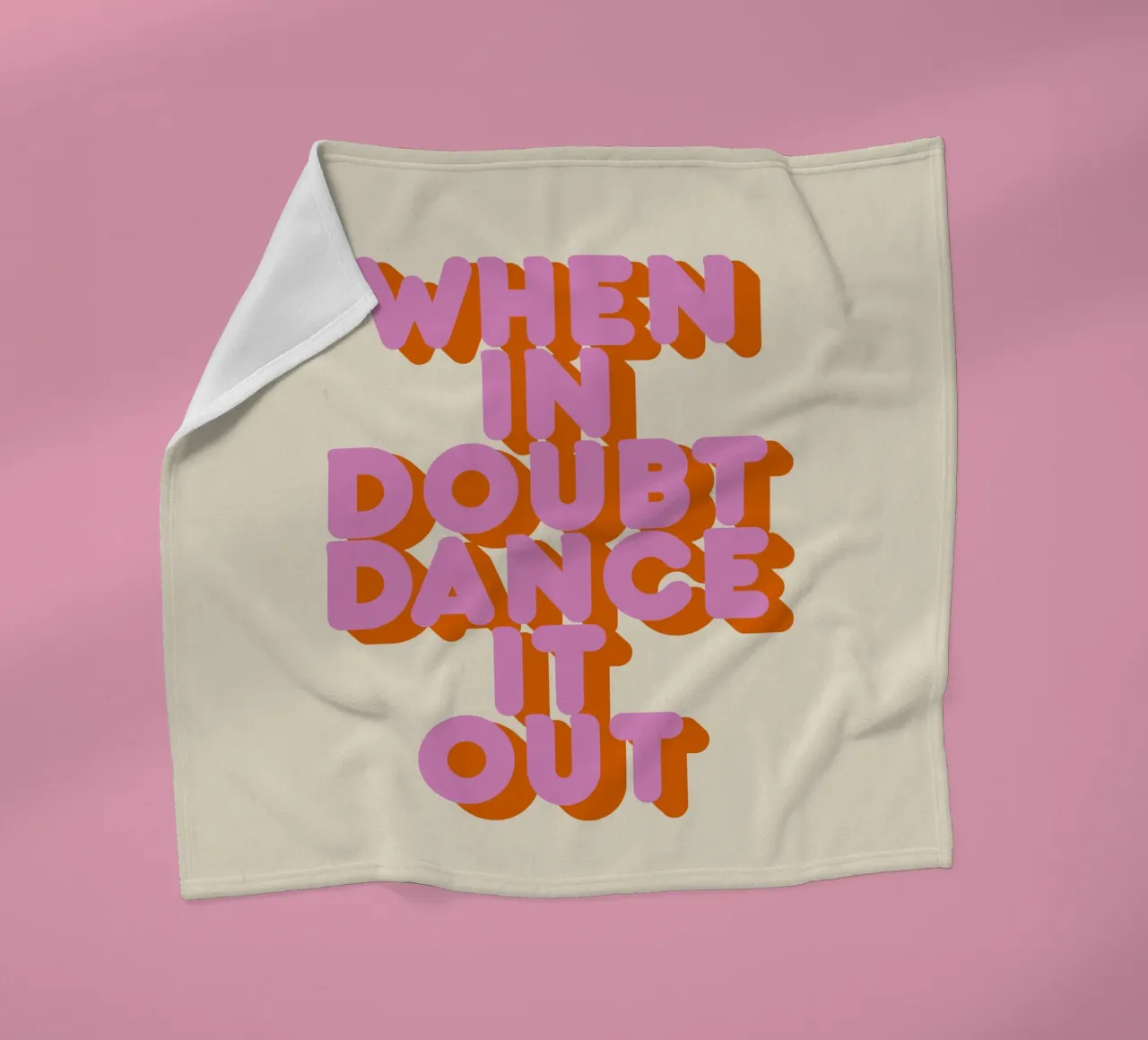 When in Doubt Dance It Out Fun Retro Typography coperta in pile da showmemars