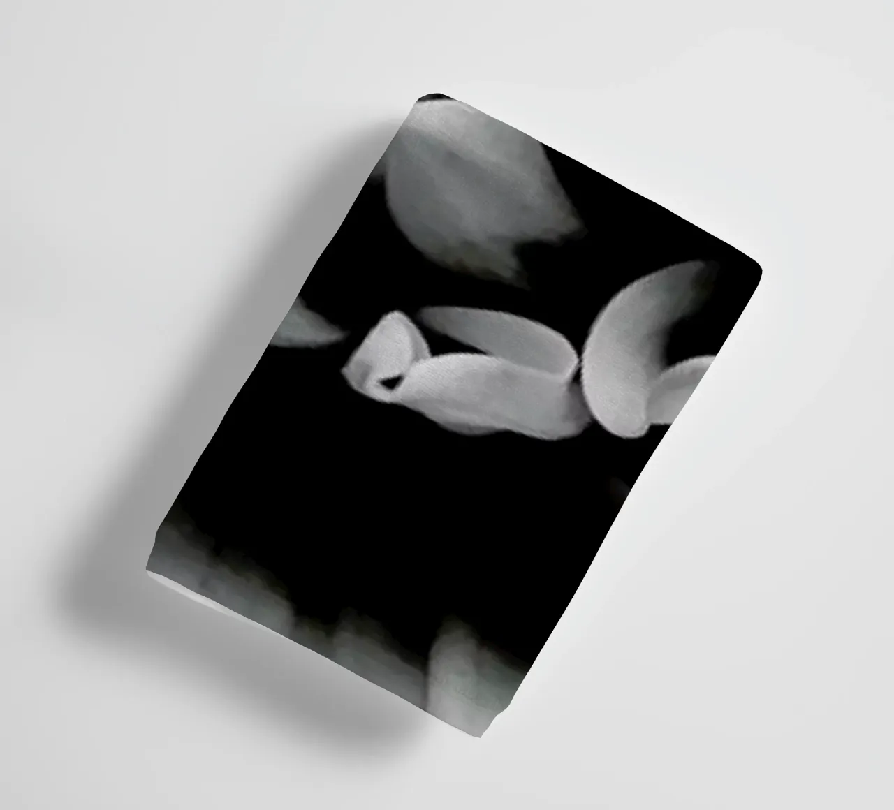 Petal II asciugamano da bagno da Victoria Frost