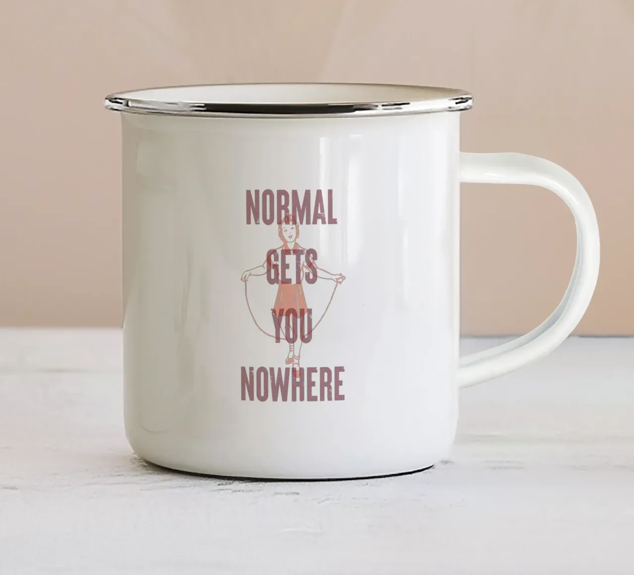 La normalità non porta da nessuna parte tazza in smalto da Vintagrafica