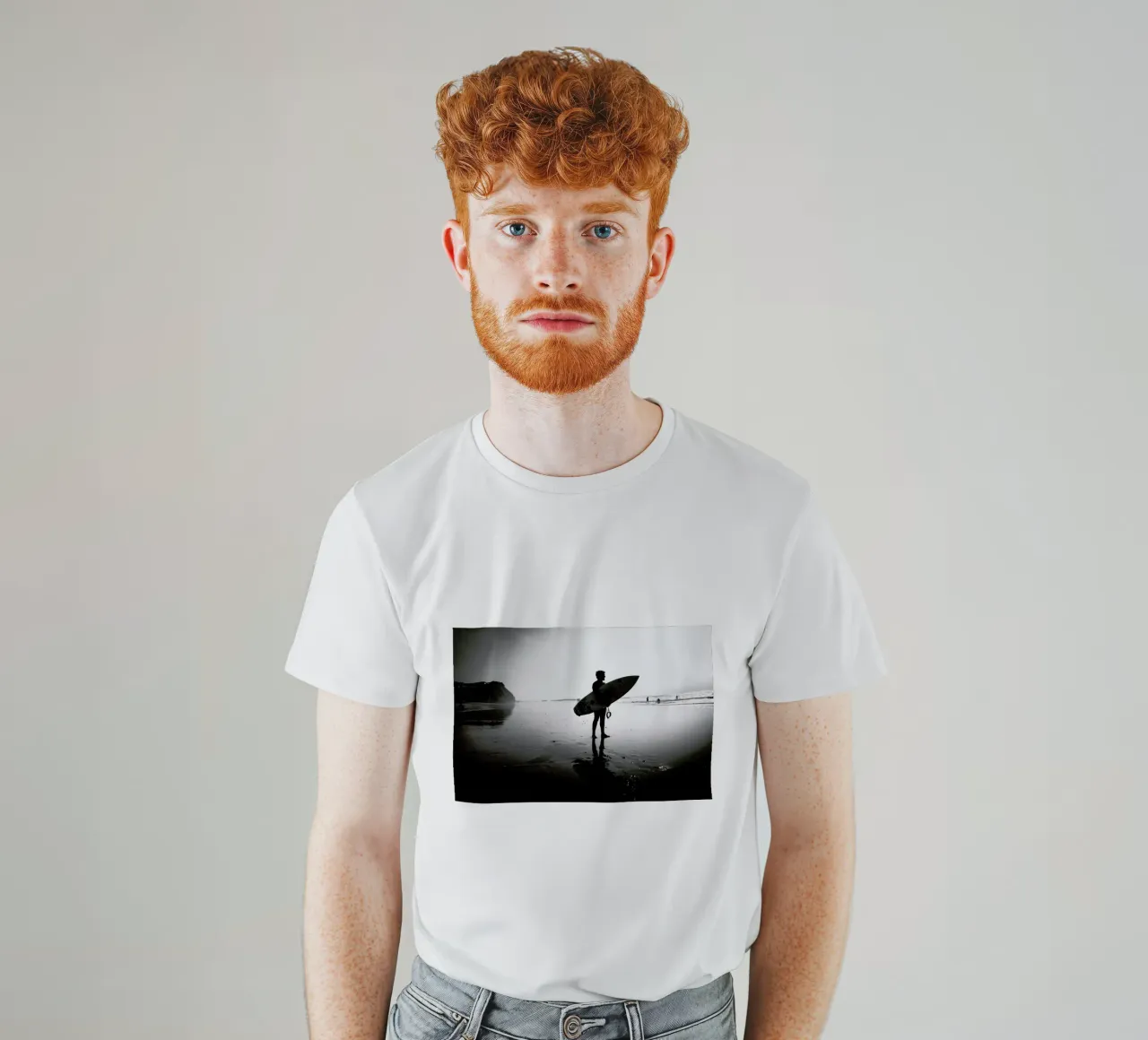 Off for a Surf I t-shirt da Philipp Reinhard