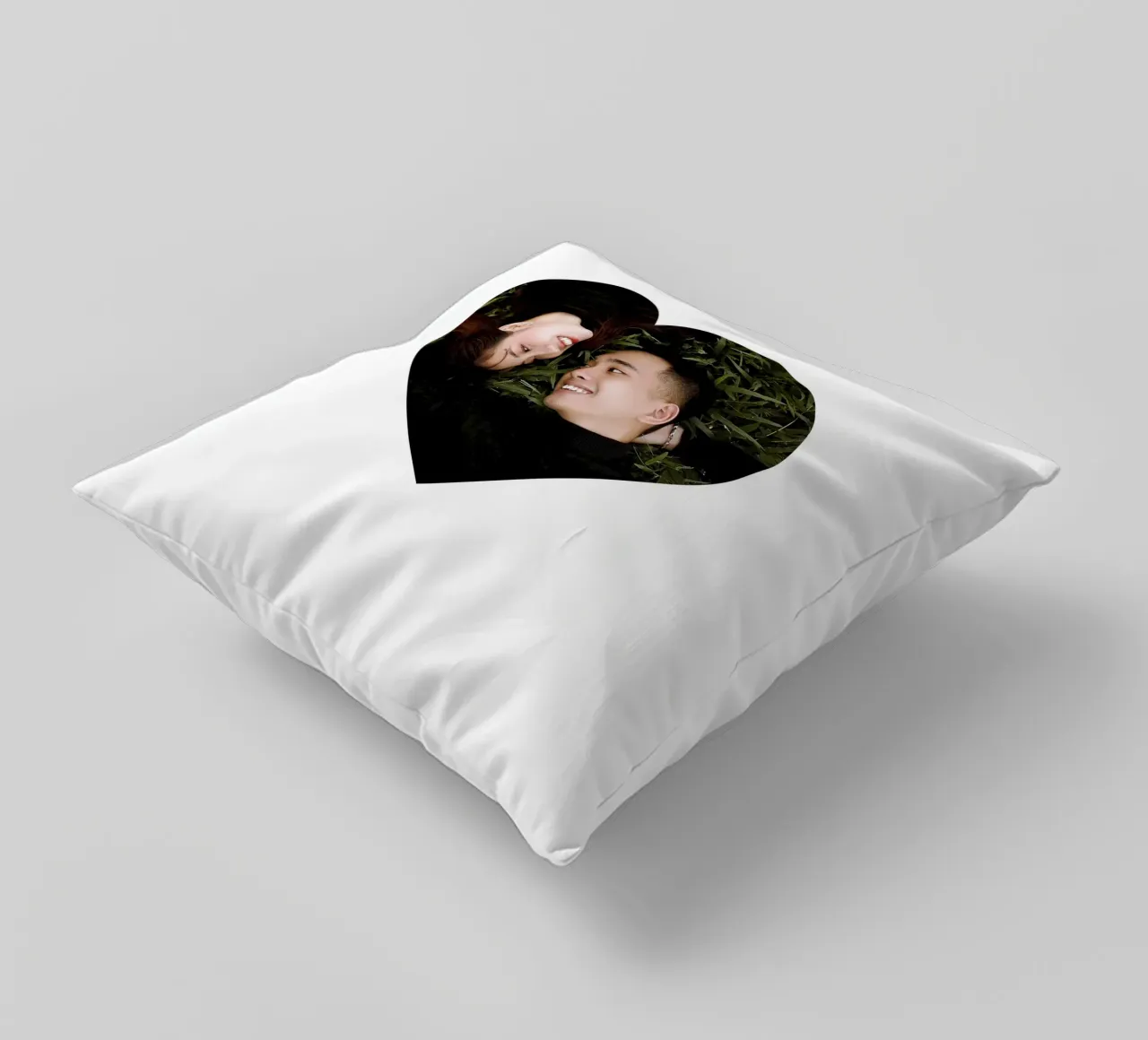 Lovestory kussen van we line studio - design