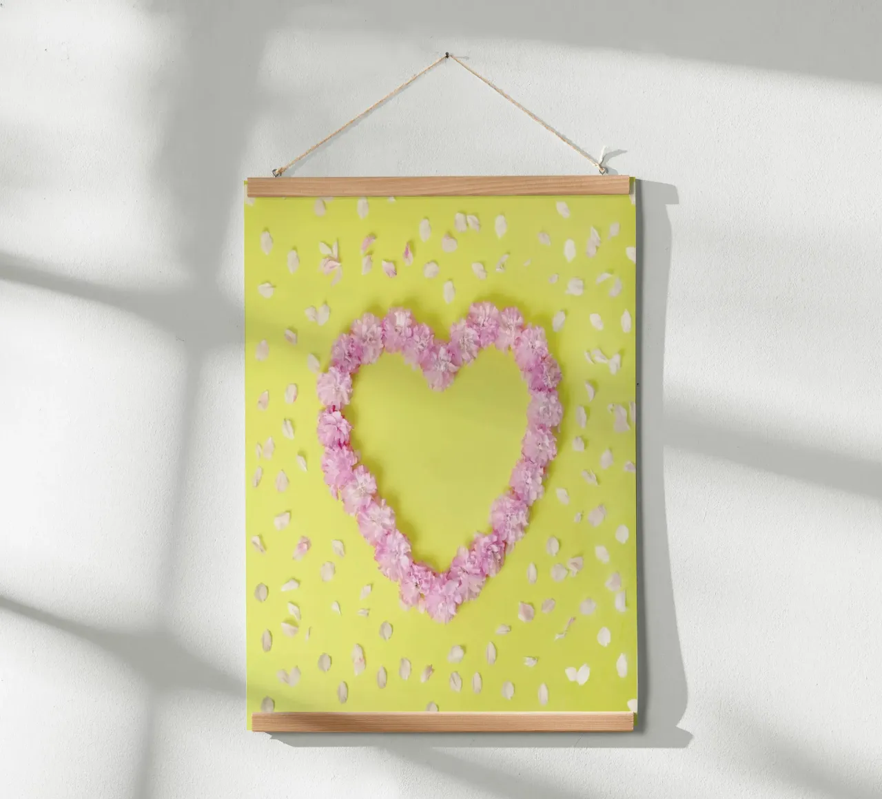 Cherry Blossom Heart poster con telaio in legno da Juj Winn