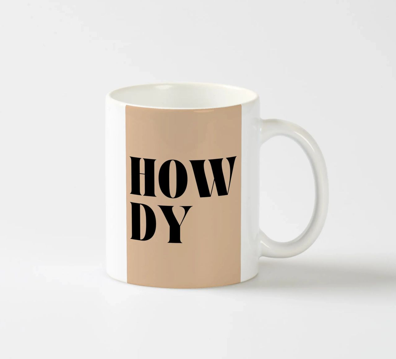 Howdy | Casual & Friendly Statement Print tazza in ceramica da PrintCessStudio