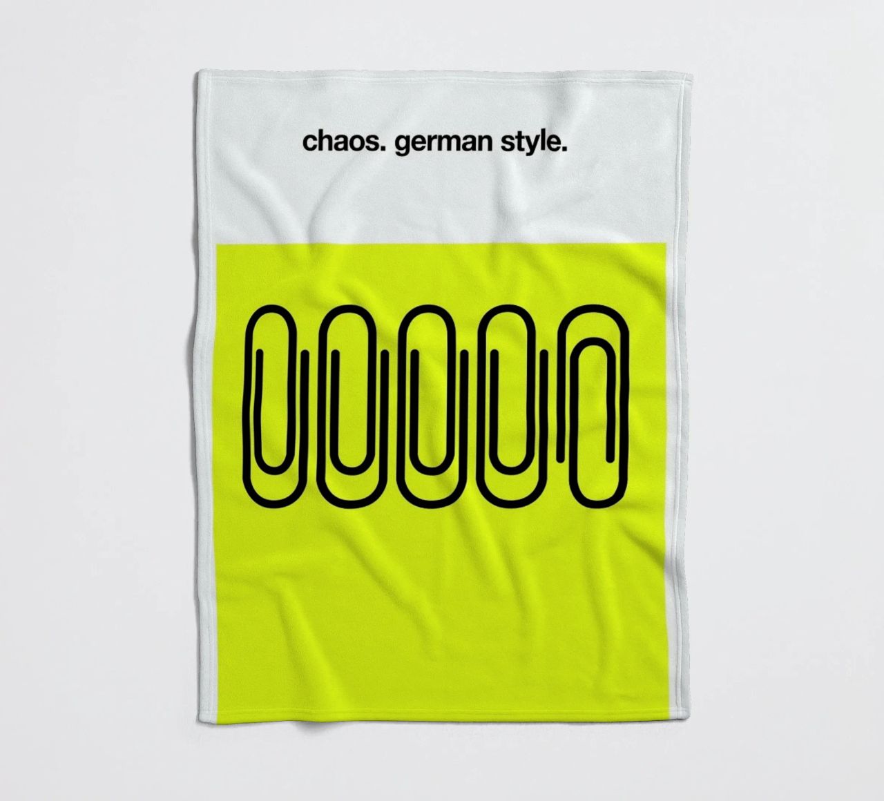 German Chaos Fleecedecke von Kubistika