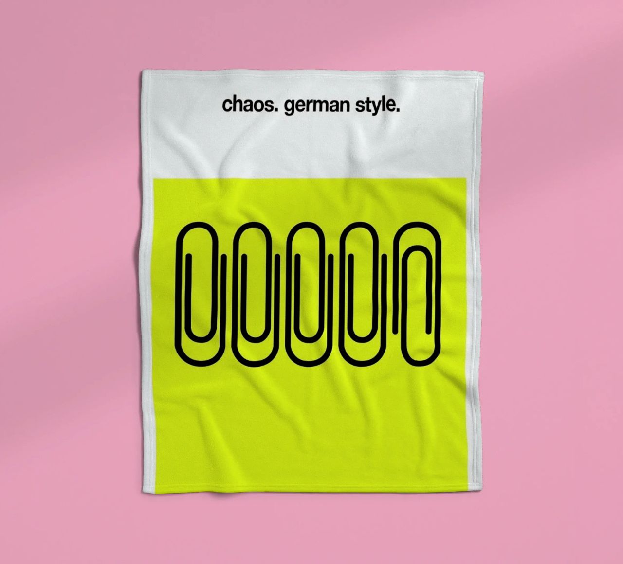 German Chaos Fleecedecke von Kubistika