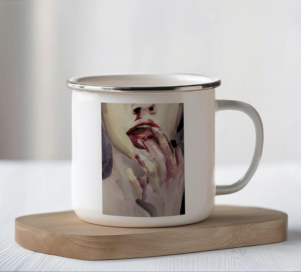 Bombastic Twaddle tazza in smalto da Victoria Verbaan