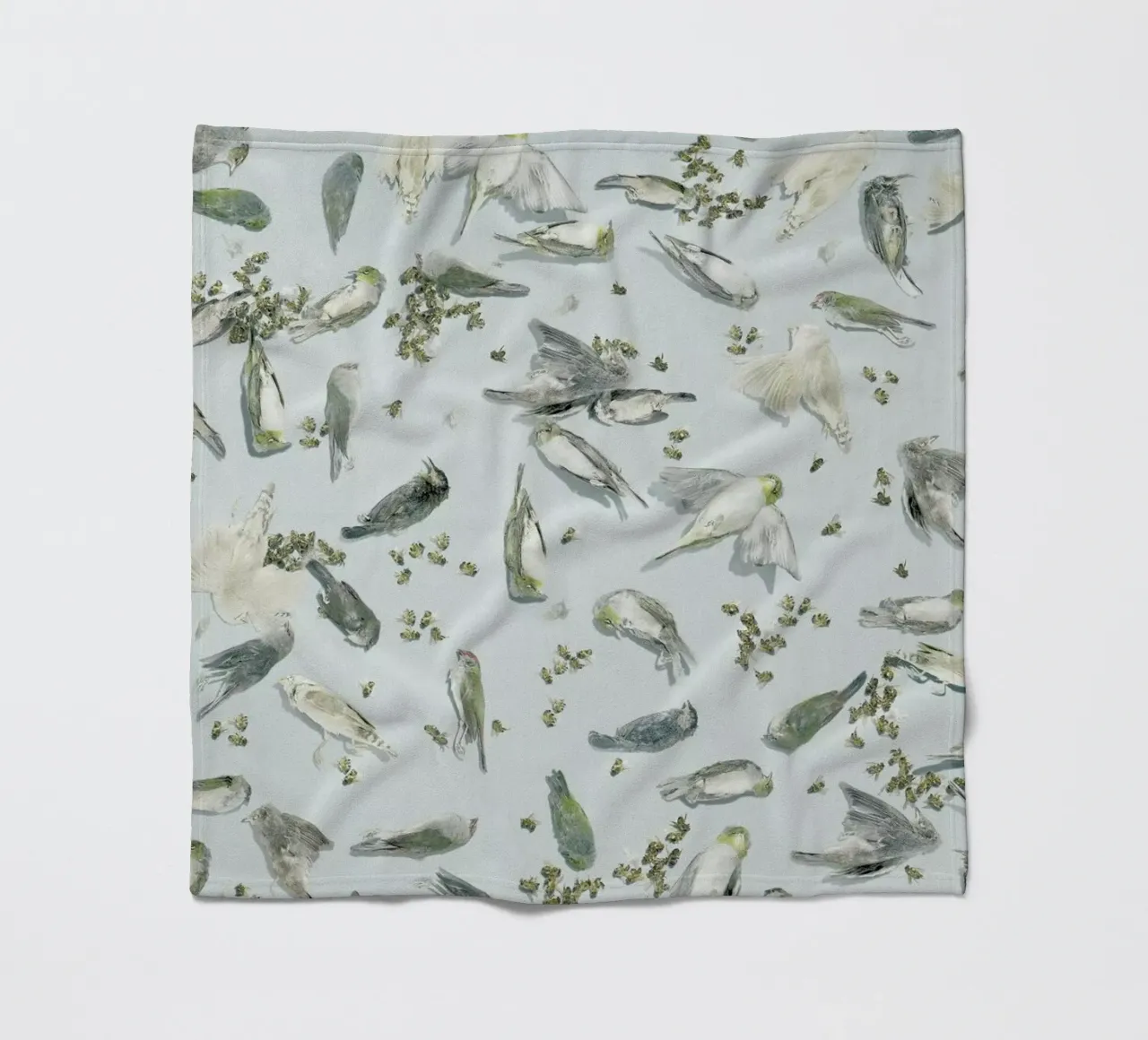 Birds & Bees coperta in pile da Julian Wolkenstein