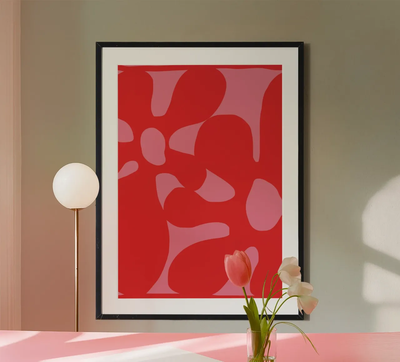Grandi fiori rossi Groovy poster con telaio in alluminio da pdigitalprints
