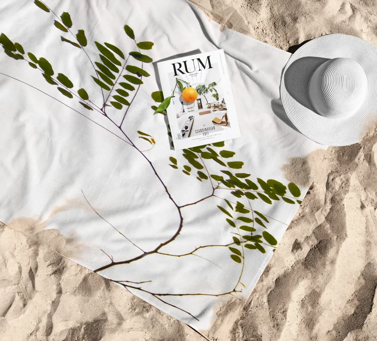 Tree delicate branch telo mare da Teresa André