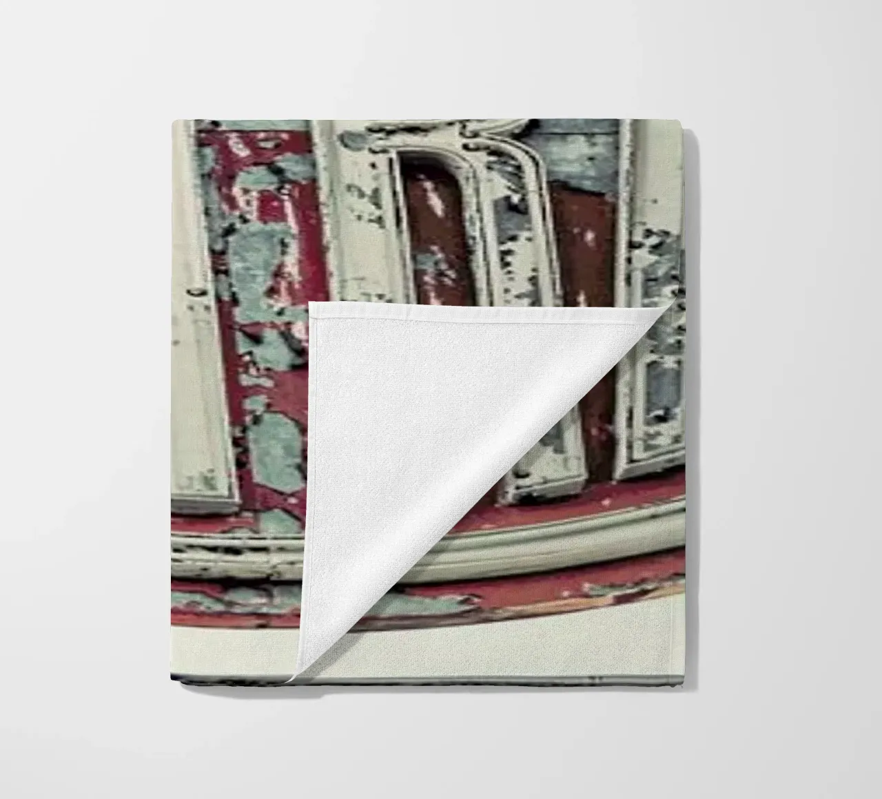 Tatra telo mare da Michael Belhadi