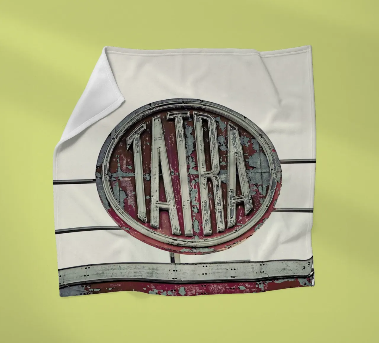 Tatra Fleecedecke von Michael Belhadi