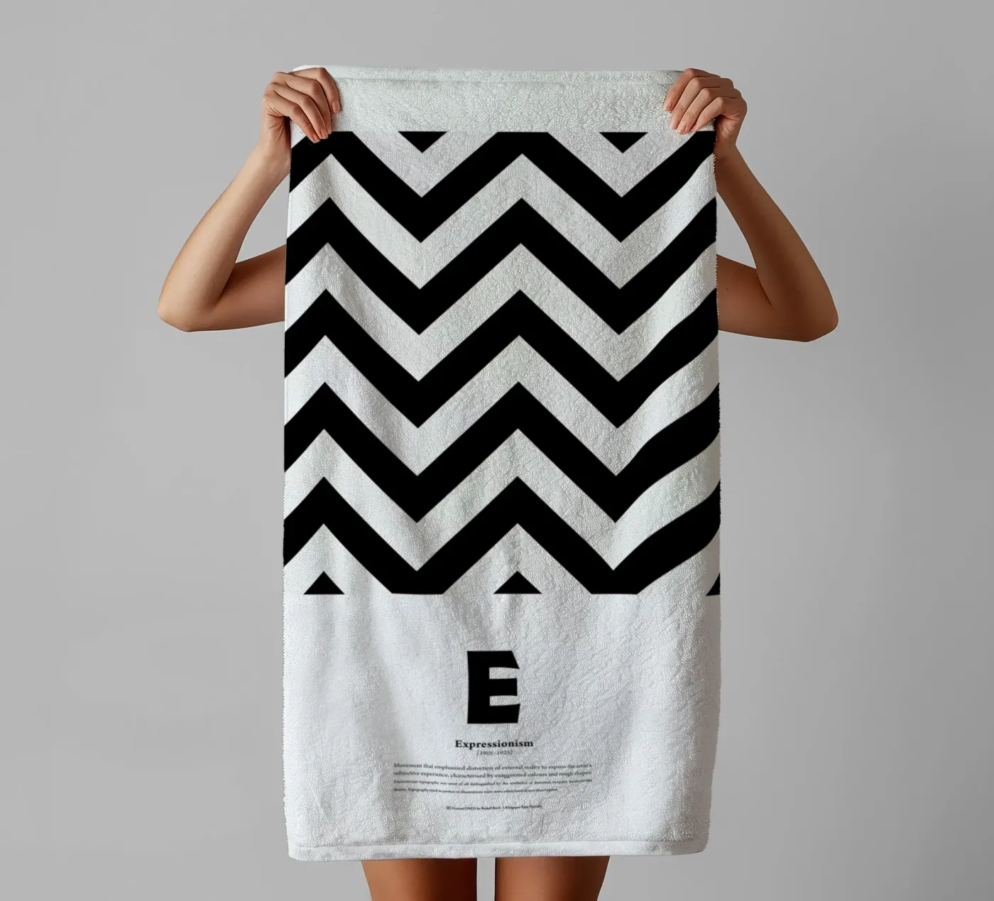 E - Expressionism Handtuch von The True Type